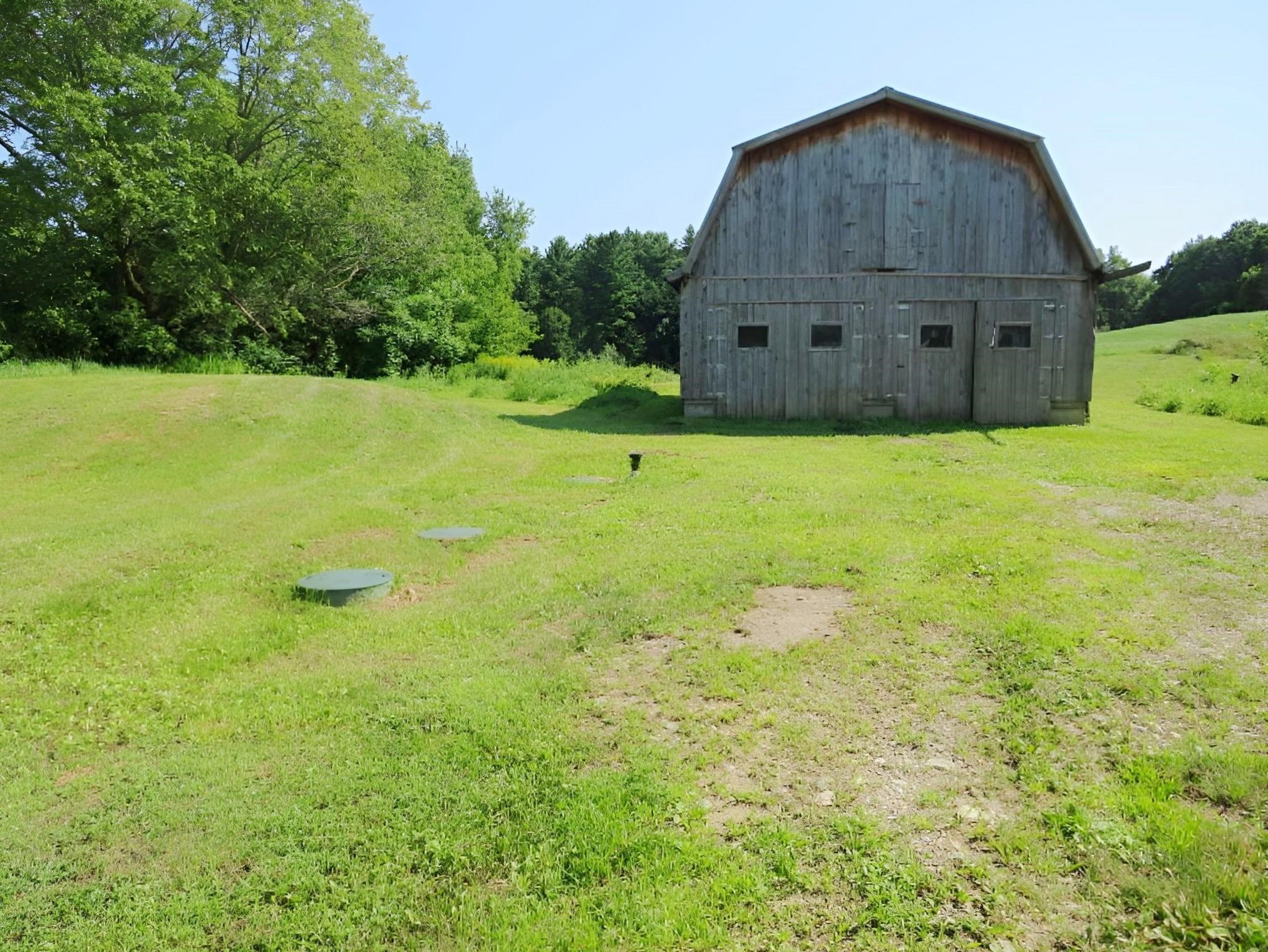 4748 Lake Road Property Photo 3
