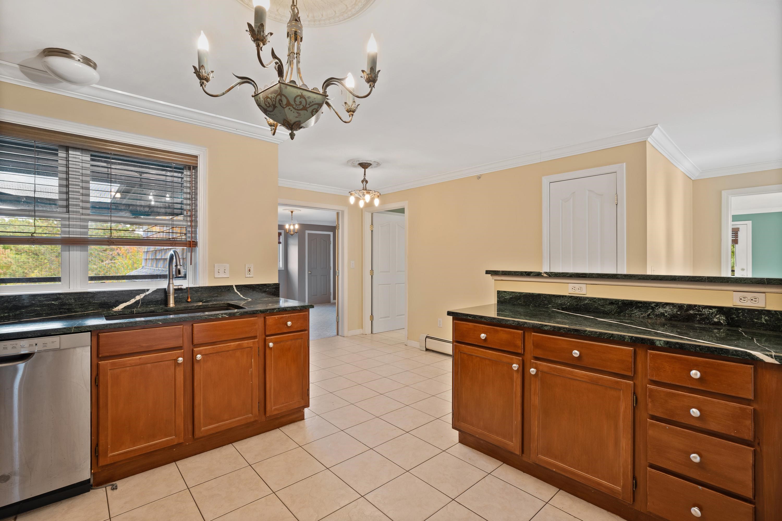 27 Claire Point Road Property Photo 8