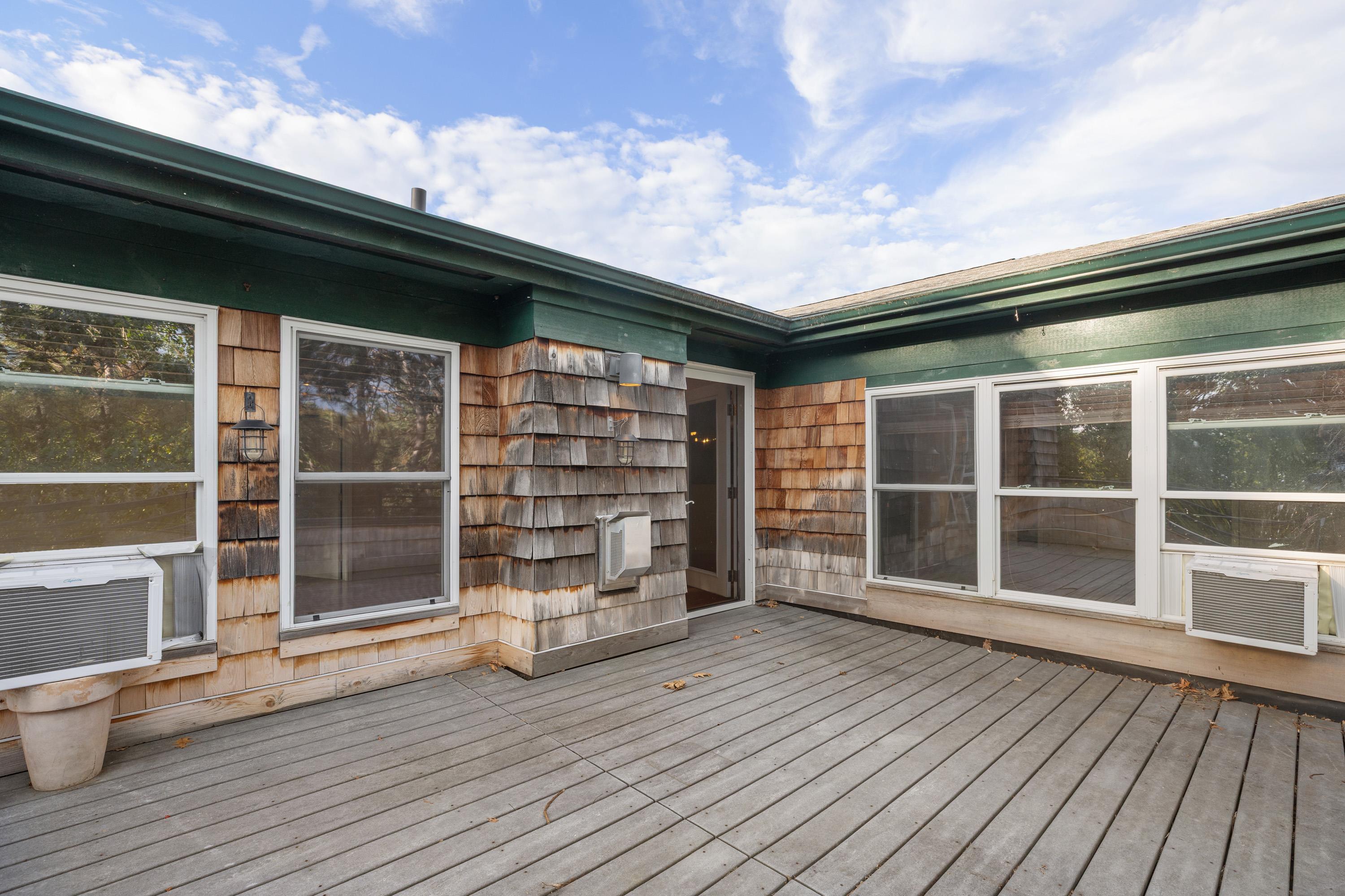 27 Claire Point Road Property Photo 24