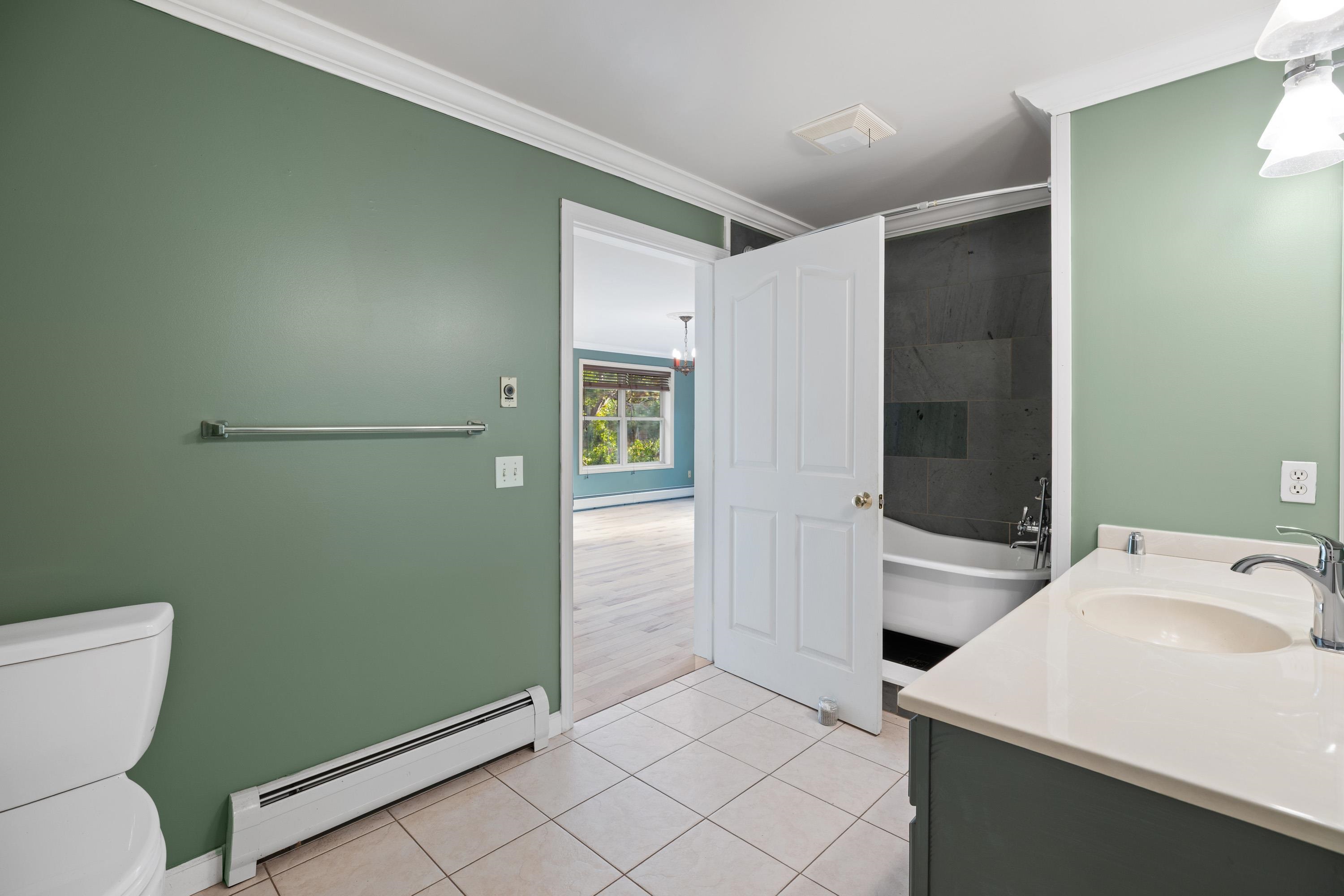 27 Claire Point Road Property Photo 35