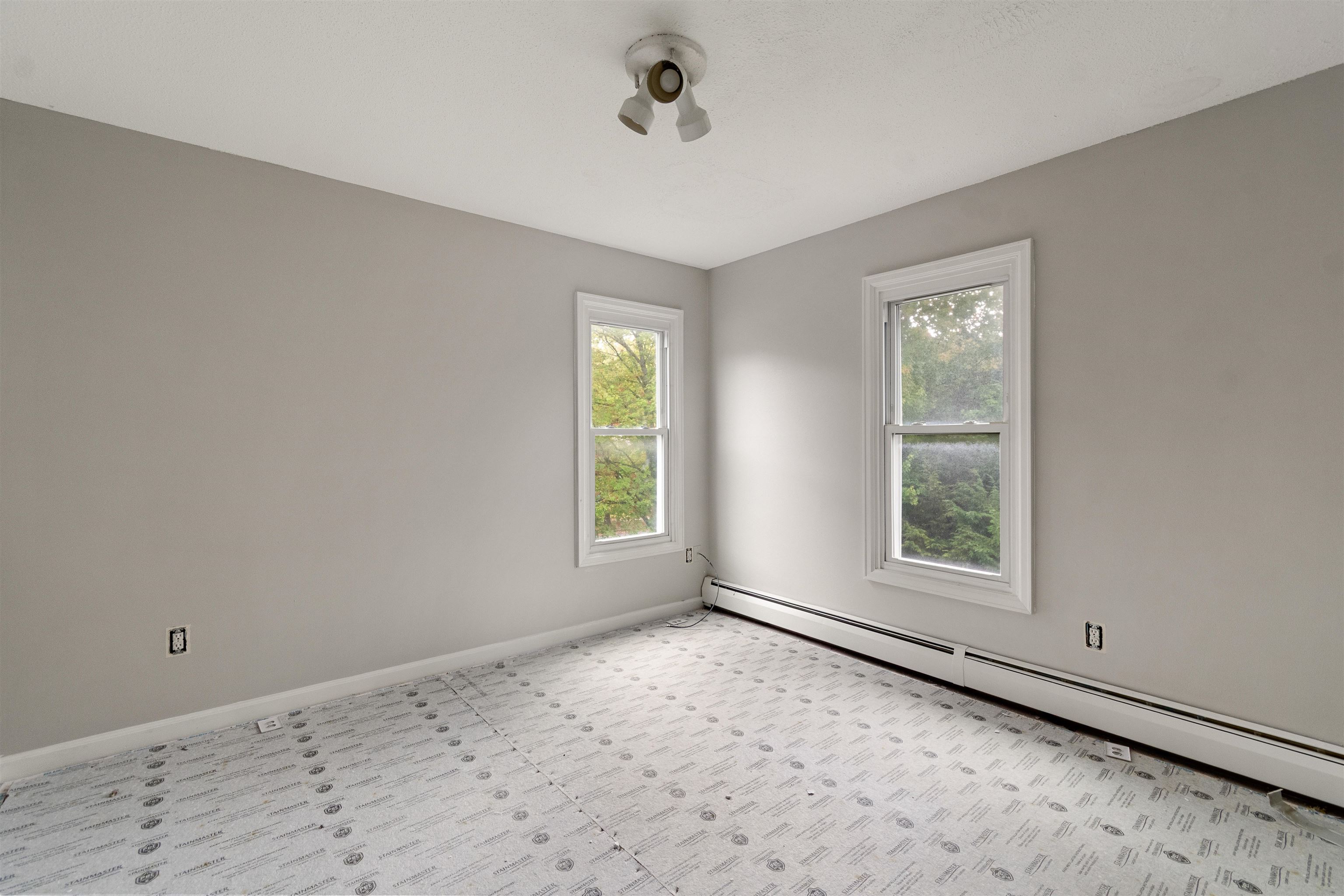12 Woodland Place Property Photo 15