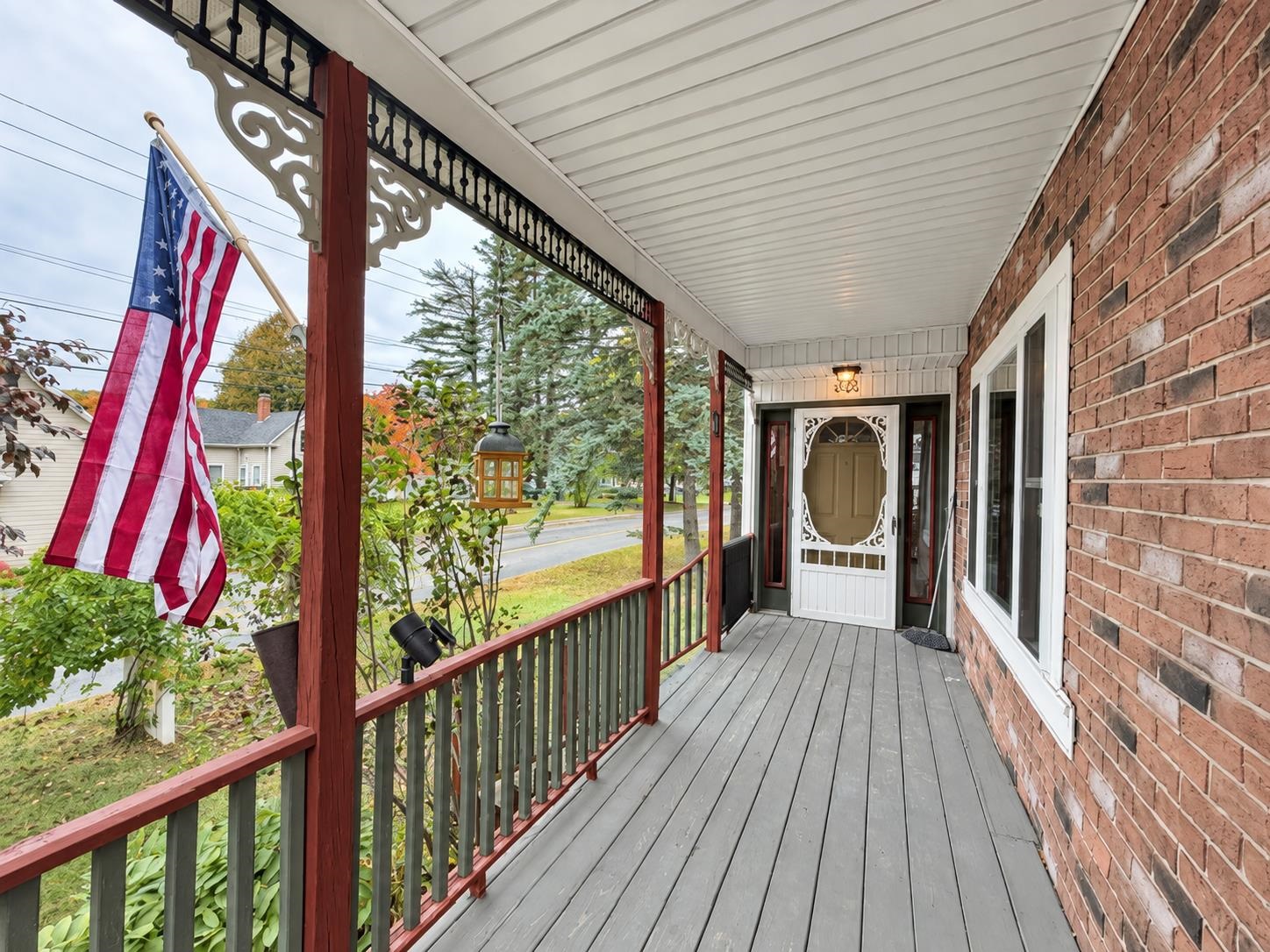 1800 Hutchins Street Property Photo 3