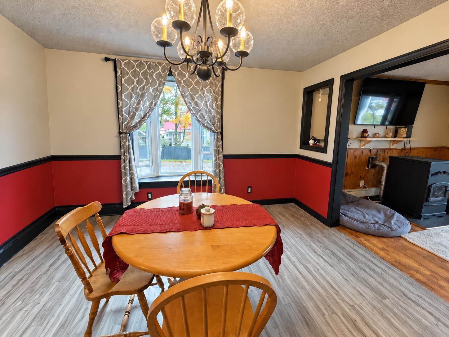 1800 Hutchins Street Property Photo 9