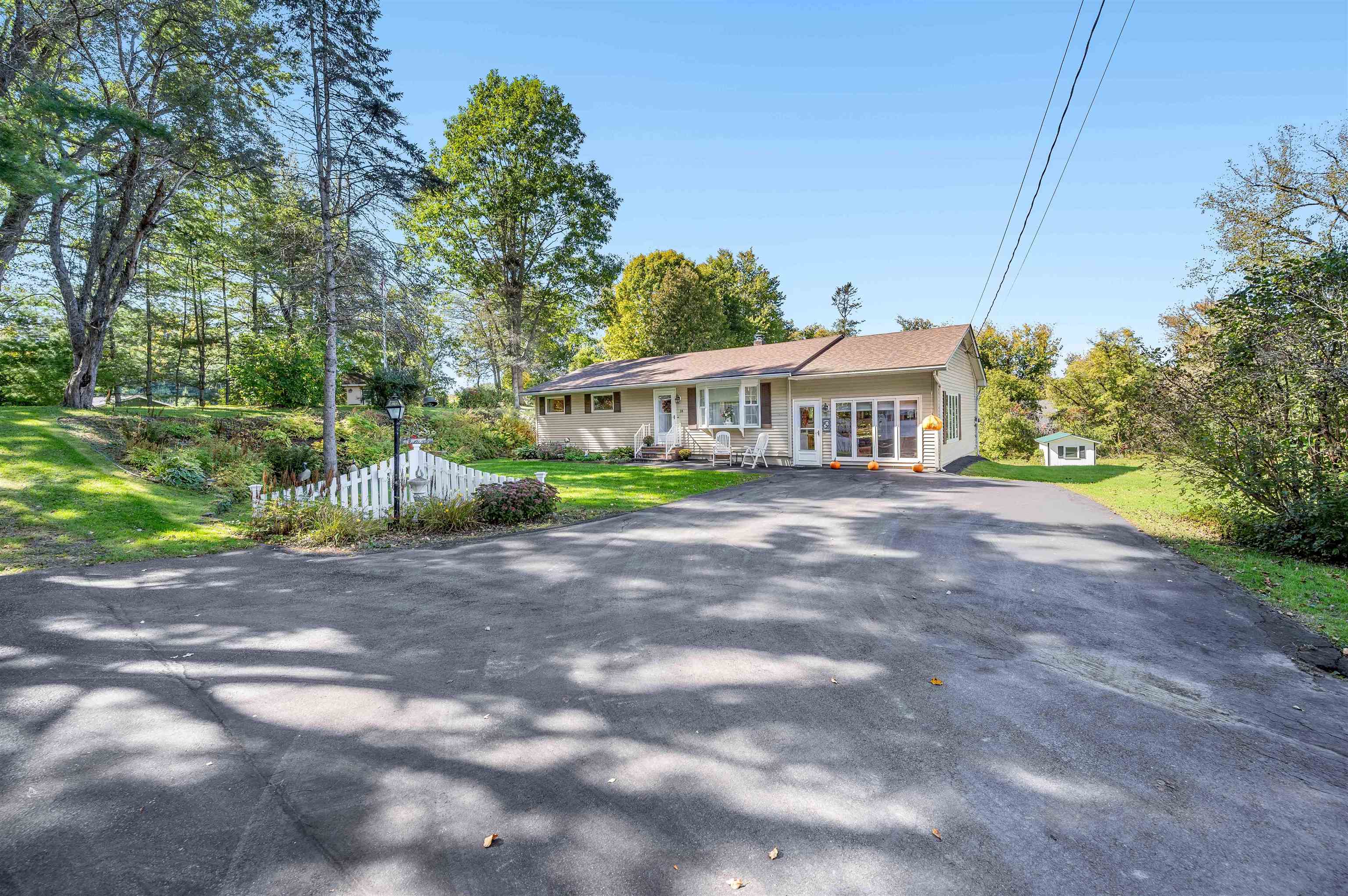 14 Howard Street Property Photo 2
