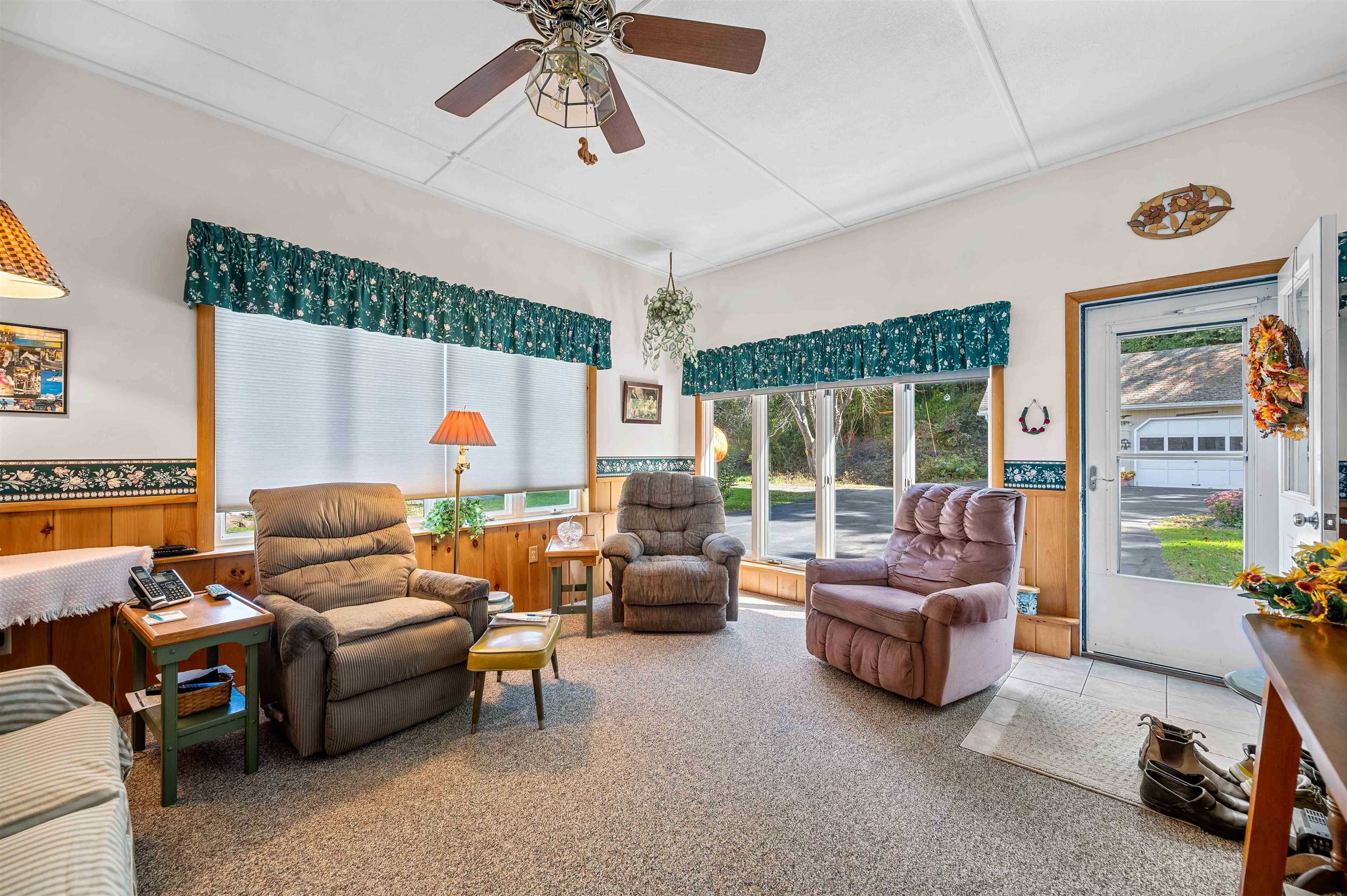 14 Howard Street Property Photo 5