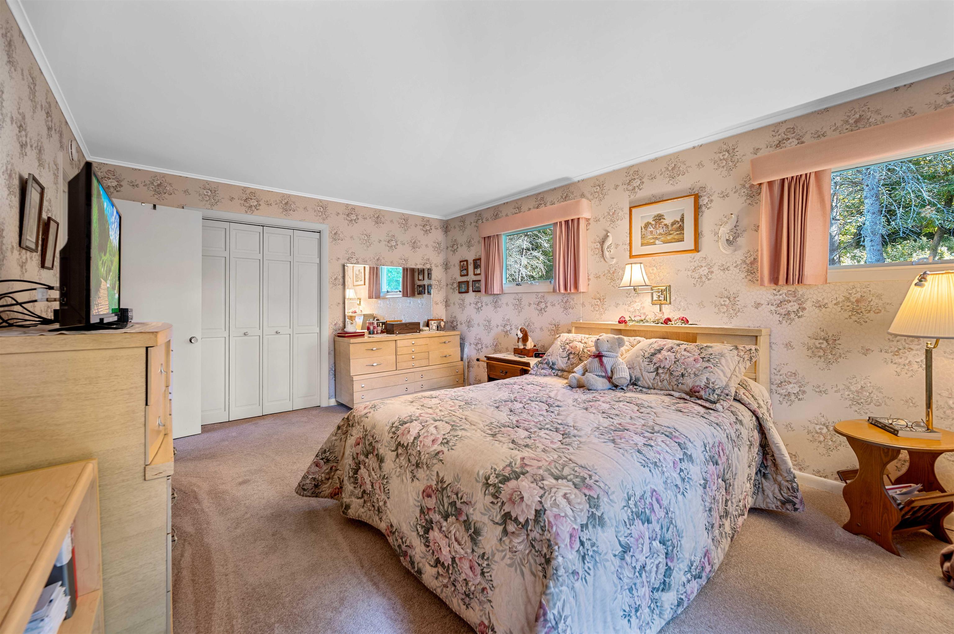 14 Howard Street Property Photo 25