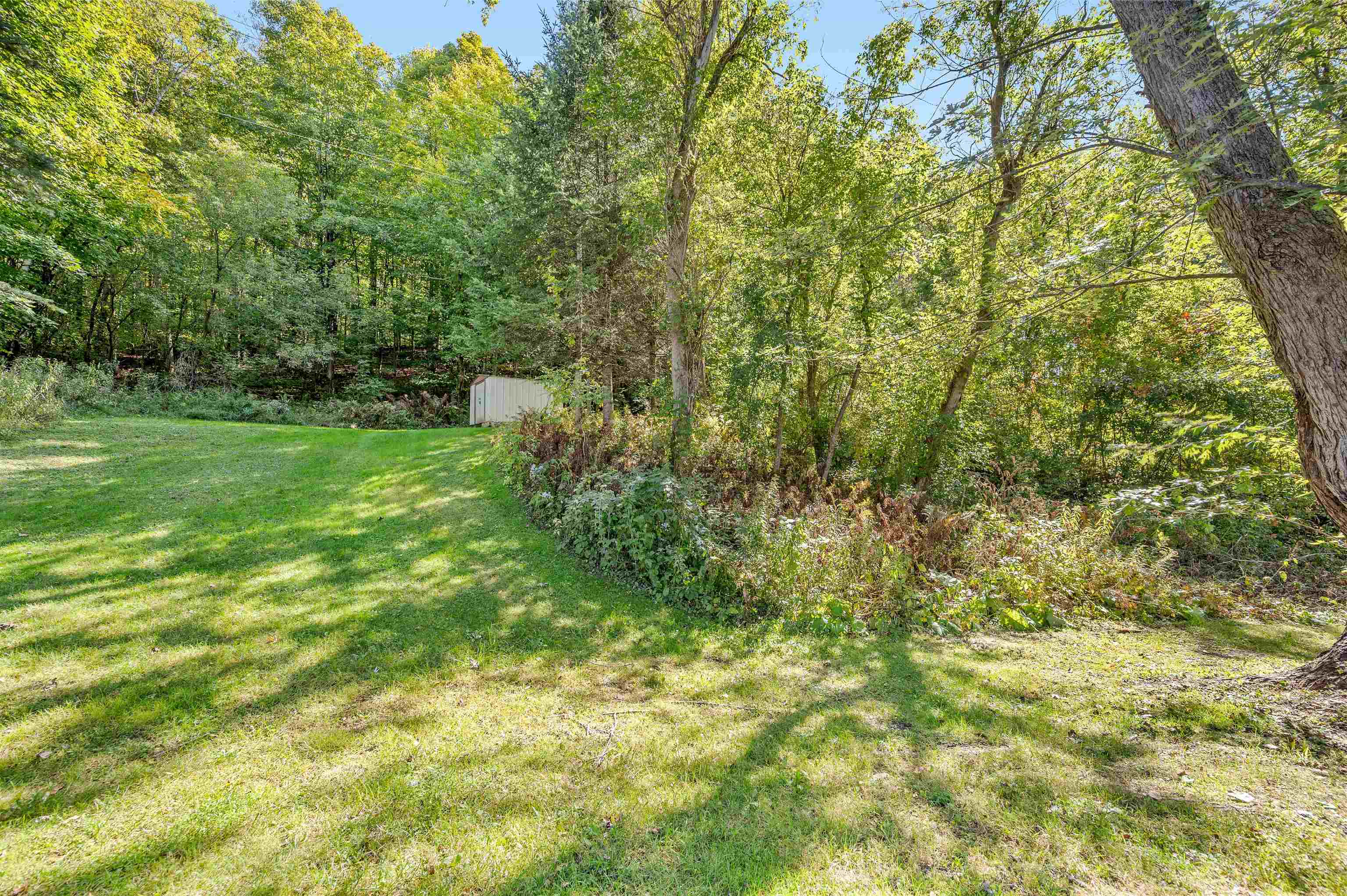14 Howard Street Property Photo 40