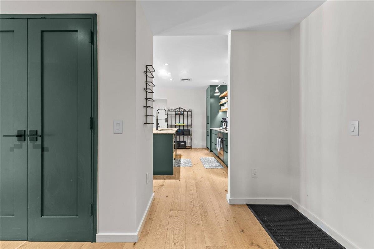 69 Hourglass Drive Property Photo 8