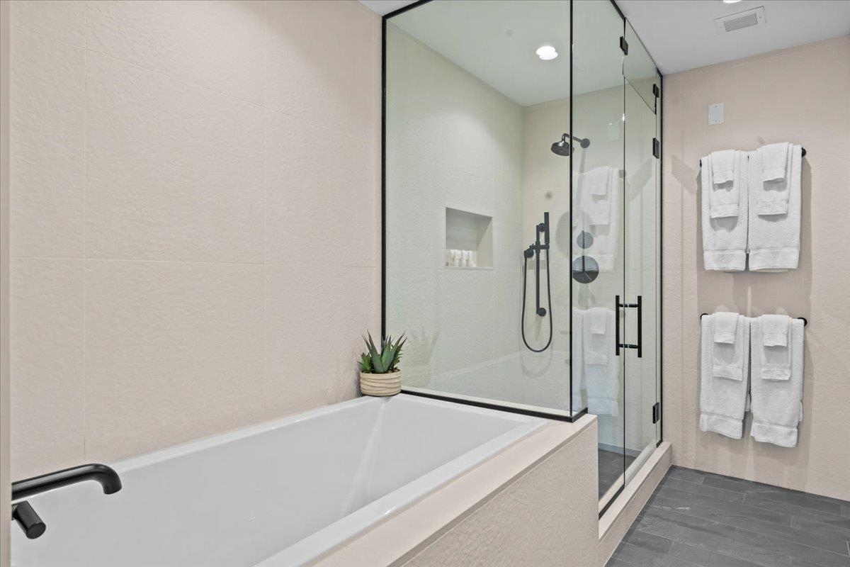 69 Hourglass Drive Property Photo 34