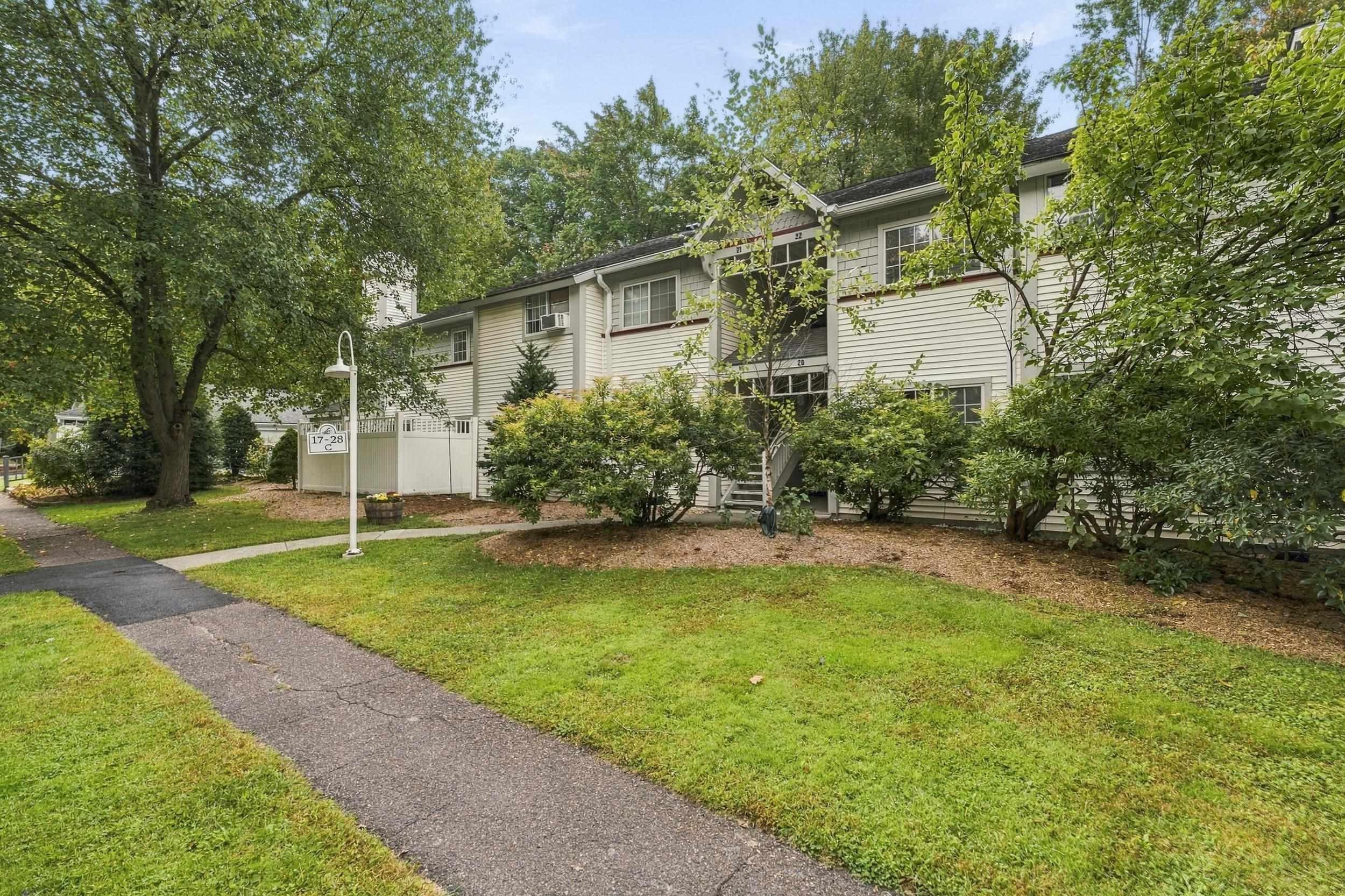 20 Winding Brook Drive Property Photo 3