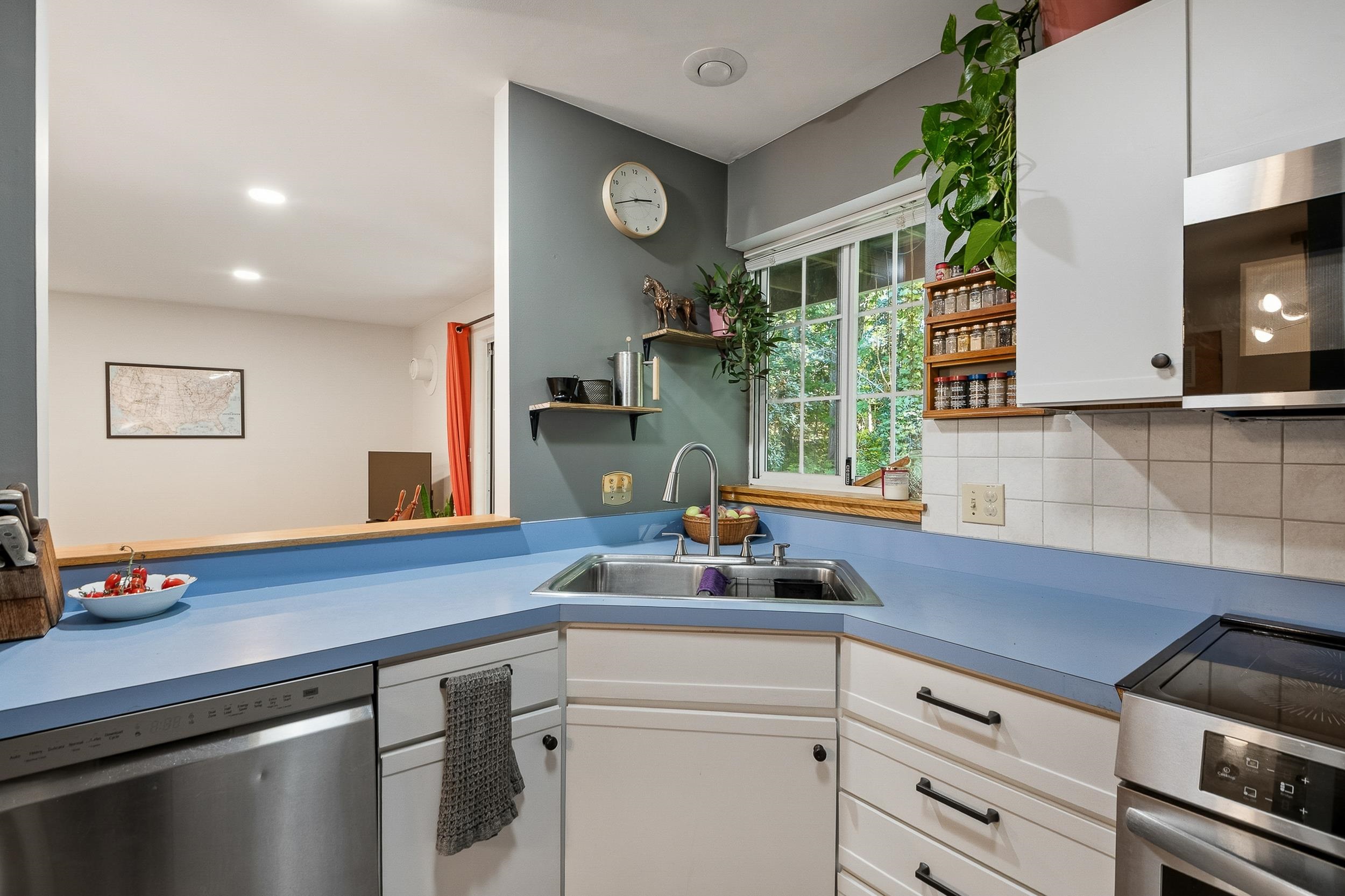 20 Winding Brook Drive Property Photo 19