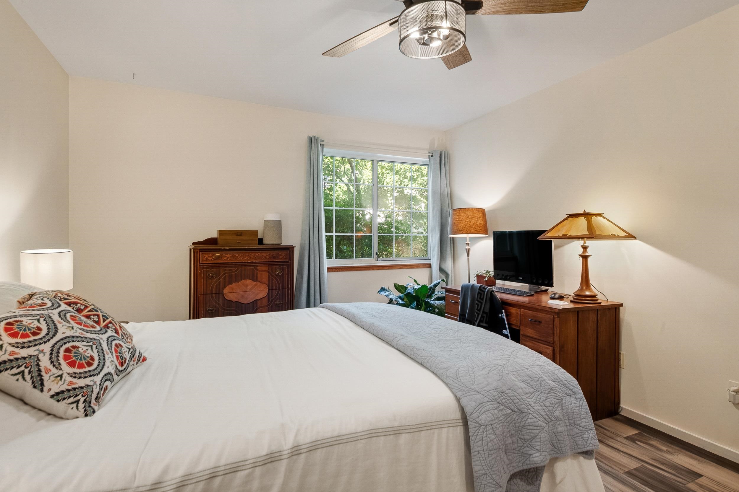 20 Winding Brook Drive Property Photo 24