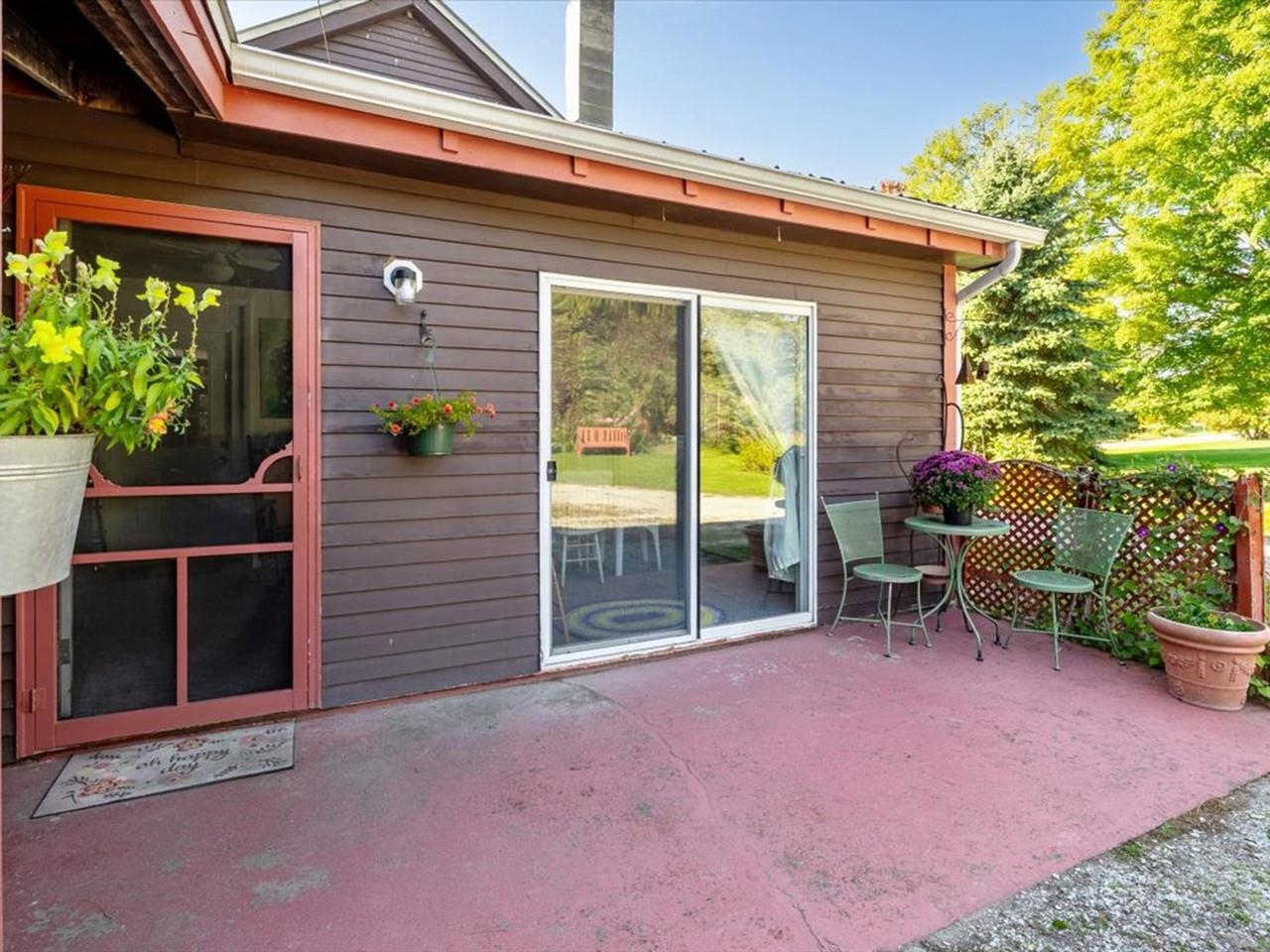 20 Conger Road Property Photo 8