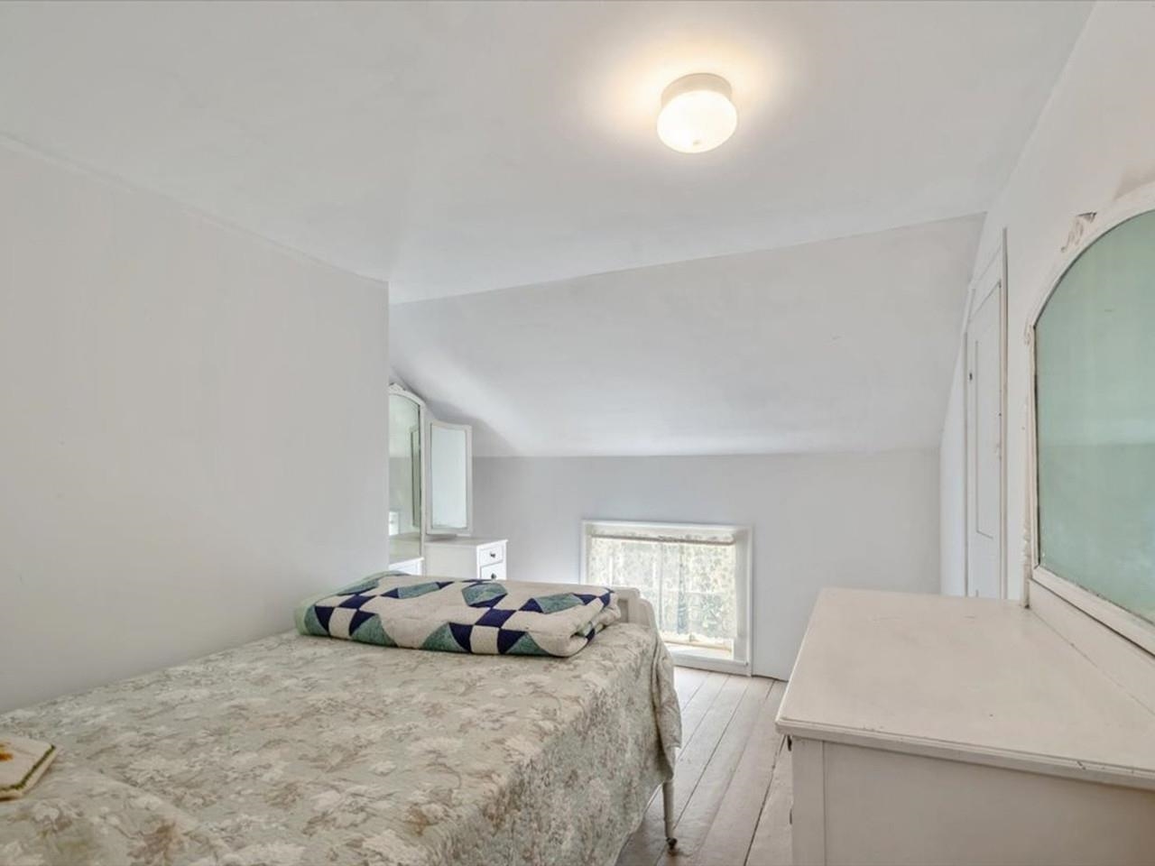 20 Conger Road Property Photo 35