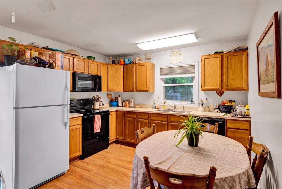 290-292 Marble Island Road Property Photo 29