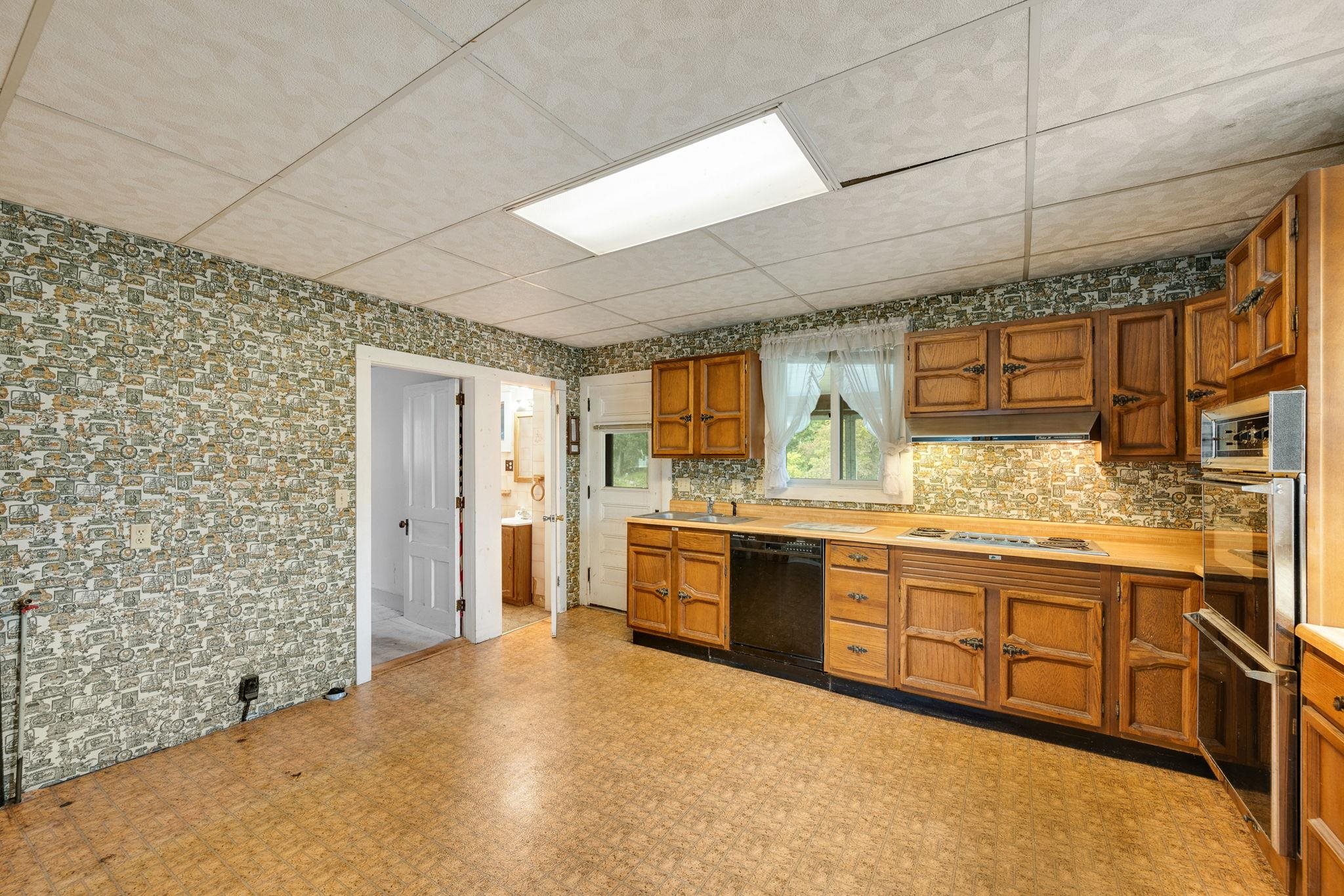 1 Intervale Avenue Property Photo 10