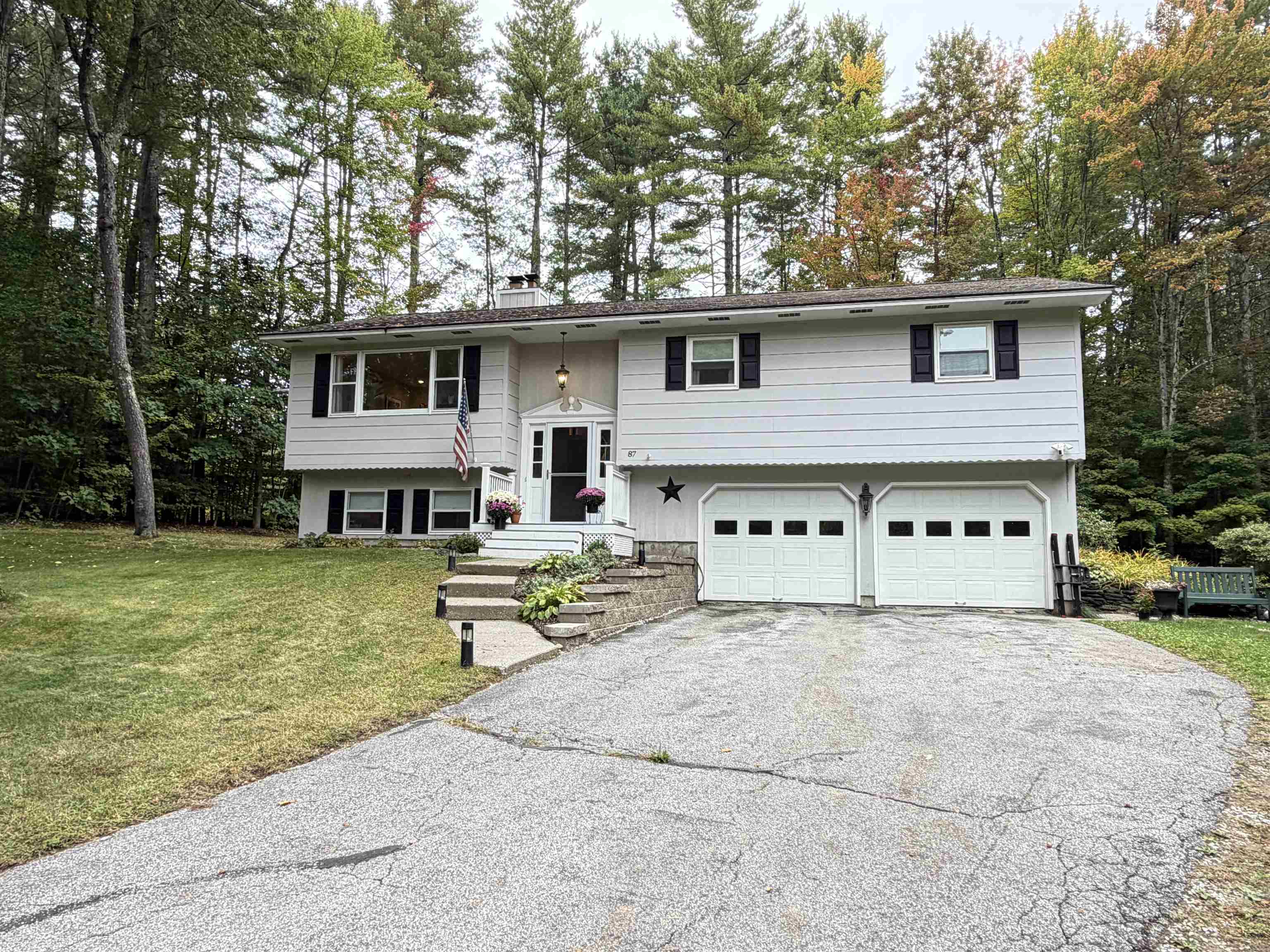 87 Colonial Drive Property Photo 1