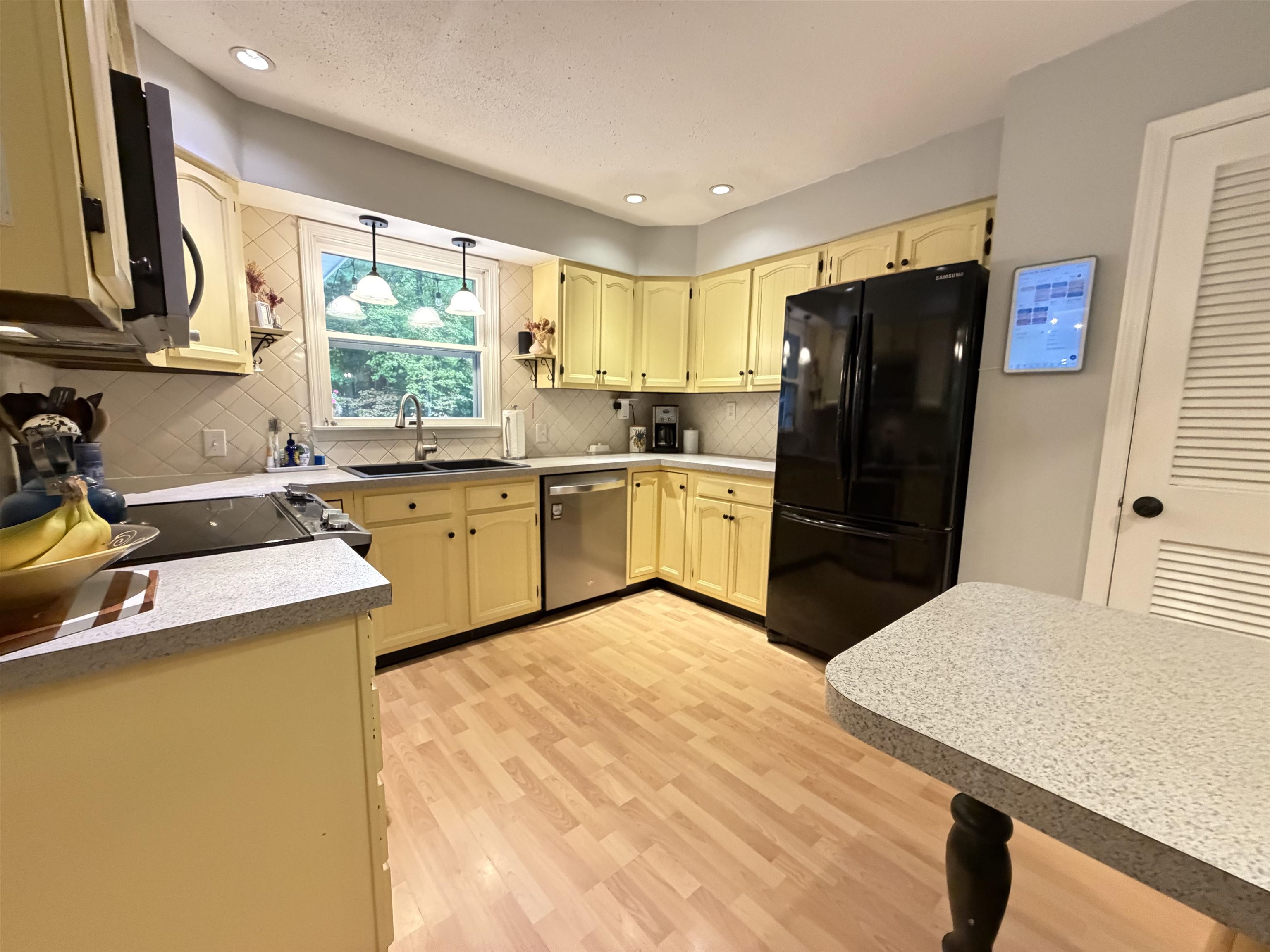 87 Colonial Drive Property Photo 18