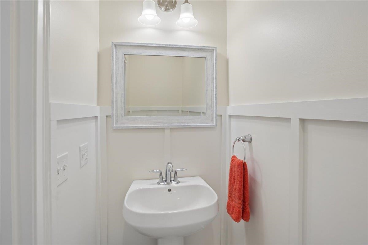 12 Manor Drive Property Photo 17