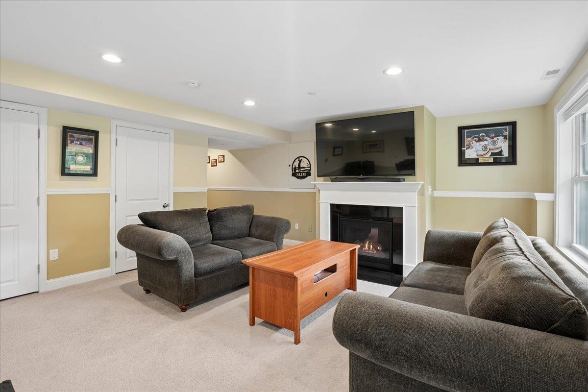 12 Manor Drive Property Photo 32