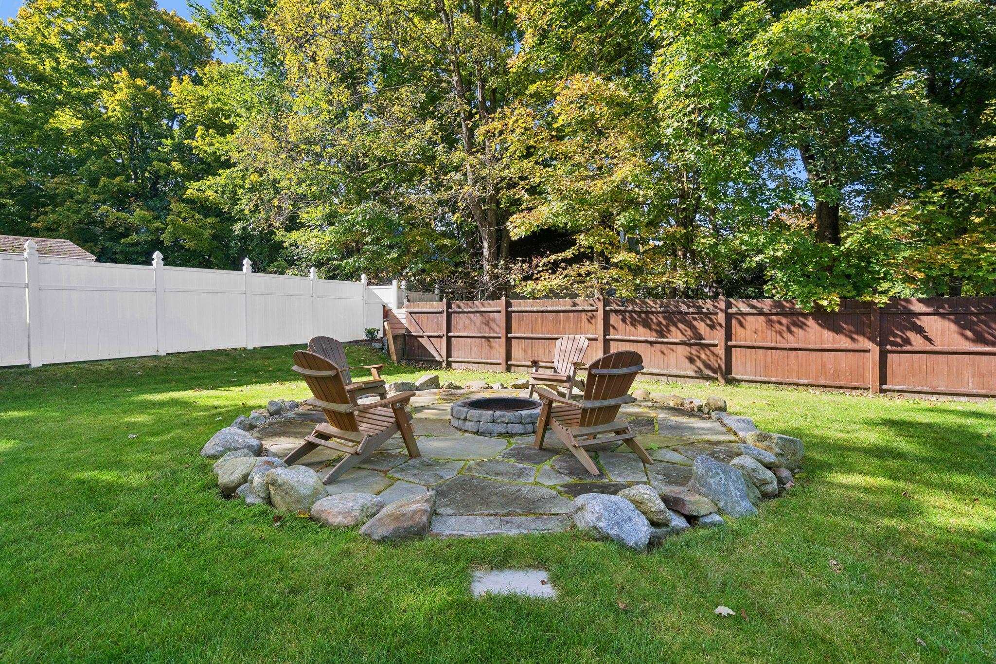 121 Prospect Street Property Photo 10