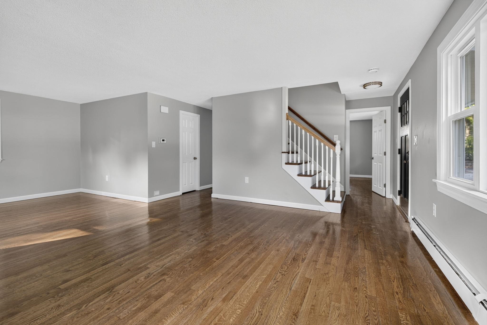 10 Bradford Drive Property Photo 16