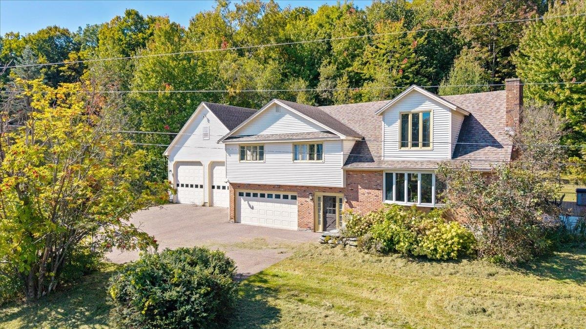1883 Pond Road Property Photo 1