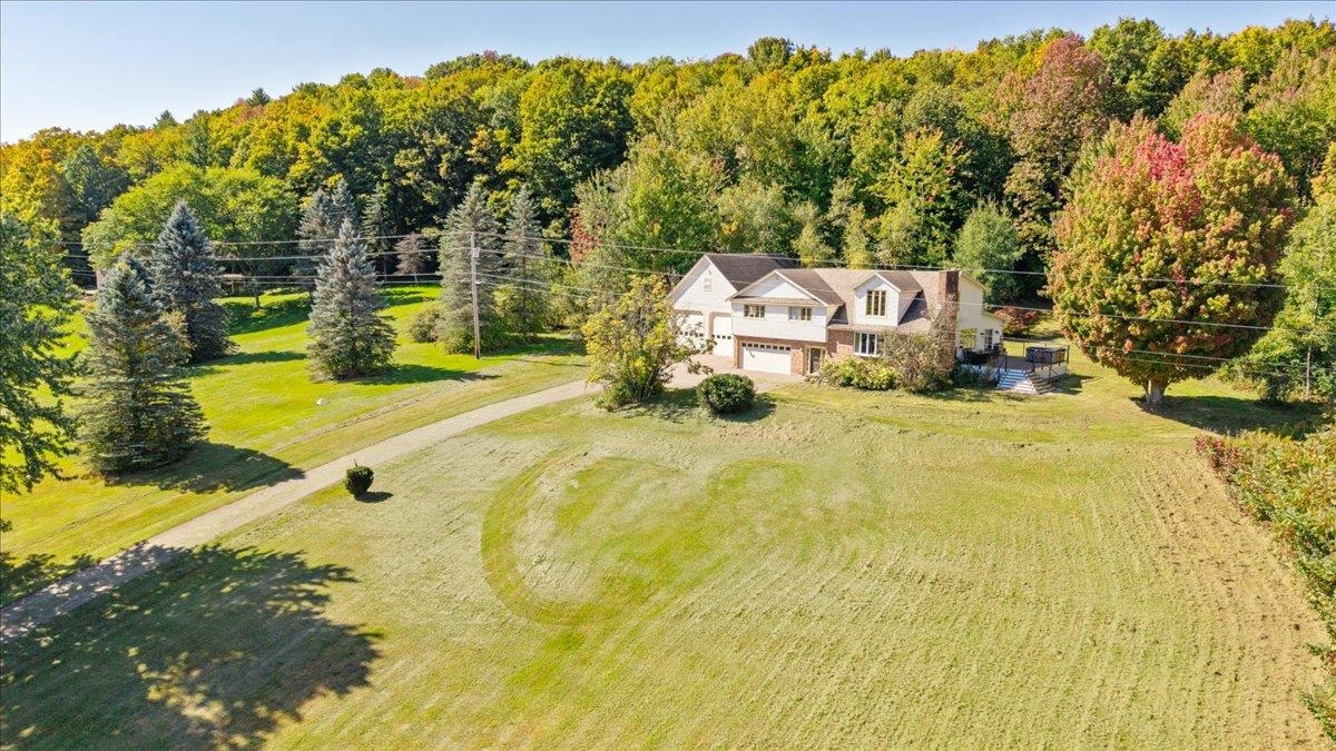 1883 Pond Road Property Photo 2