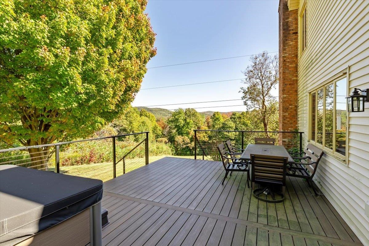 1883 Pond Road Property Photo 11