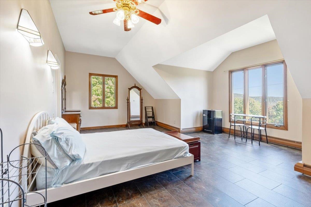 1883 Pond Road Property Photo 32