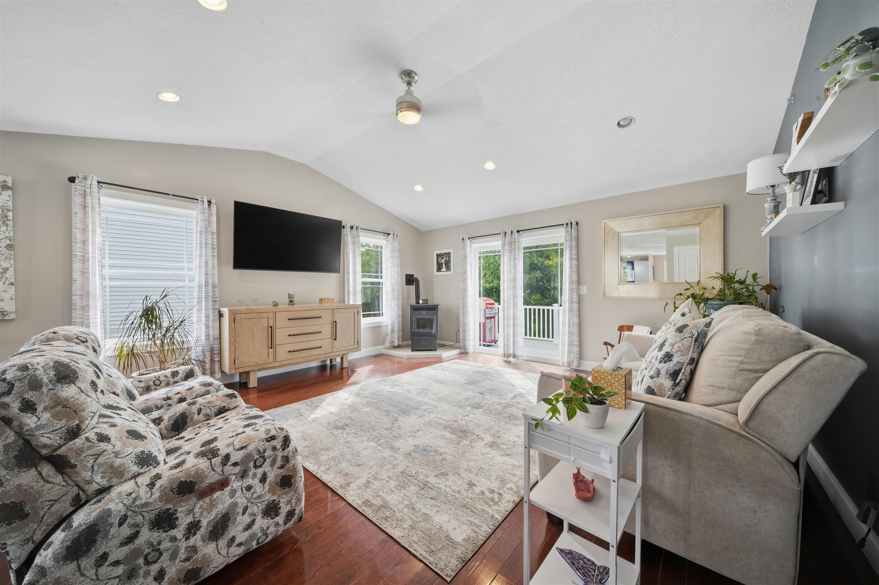 30 Sagewood Drive Property Photo 18