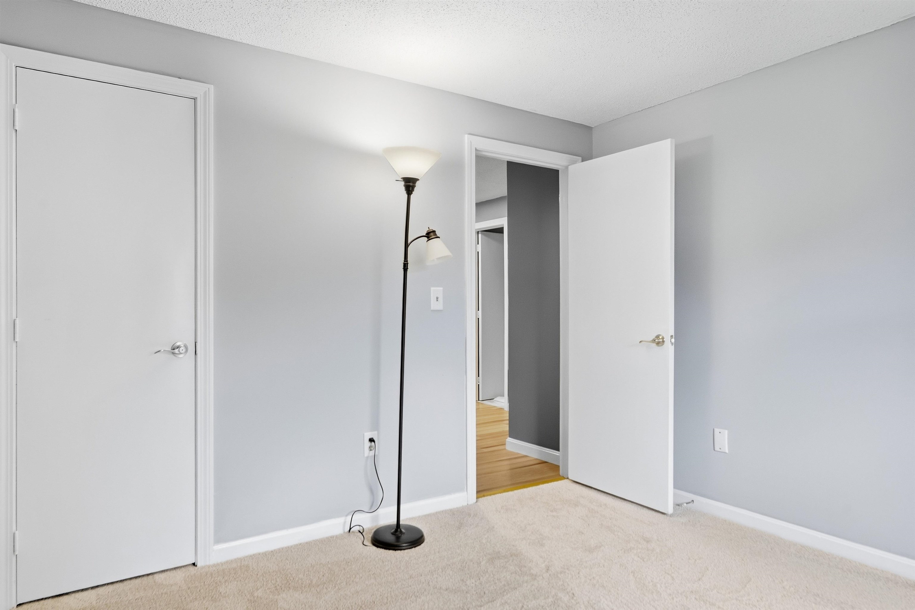 902 Elmwood Drive Property Photo 18