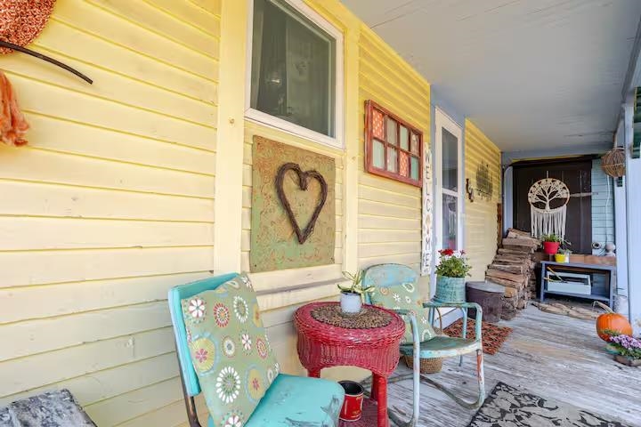 84 Main Street Property Photo 14