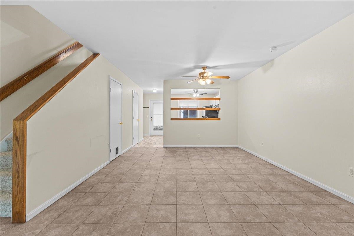 307 Sugartree Lane Property Photo 6