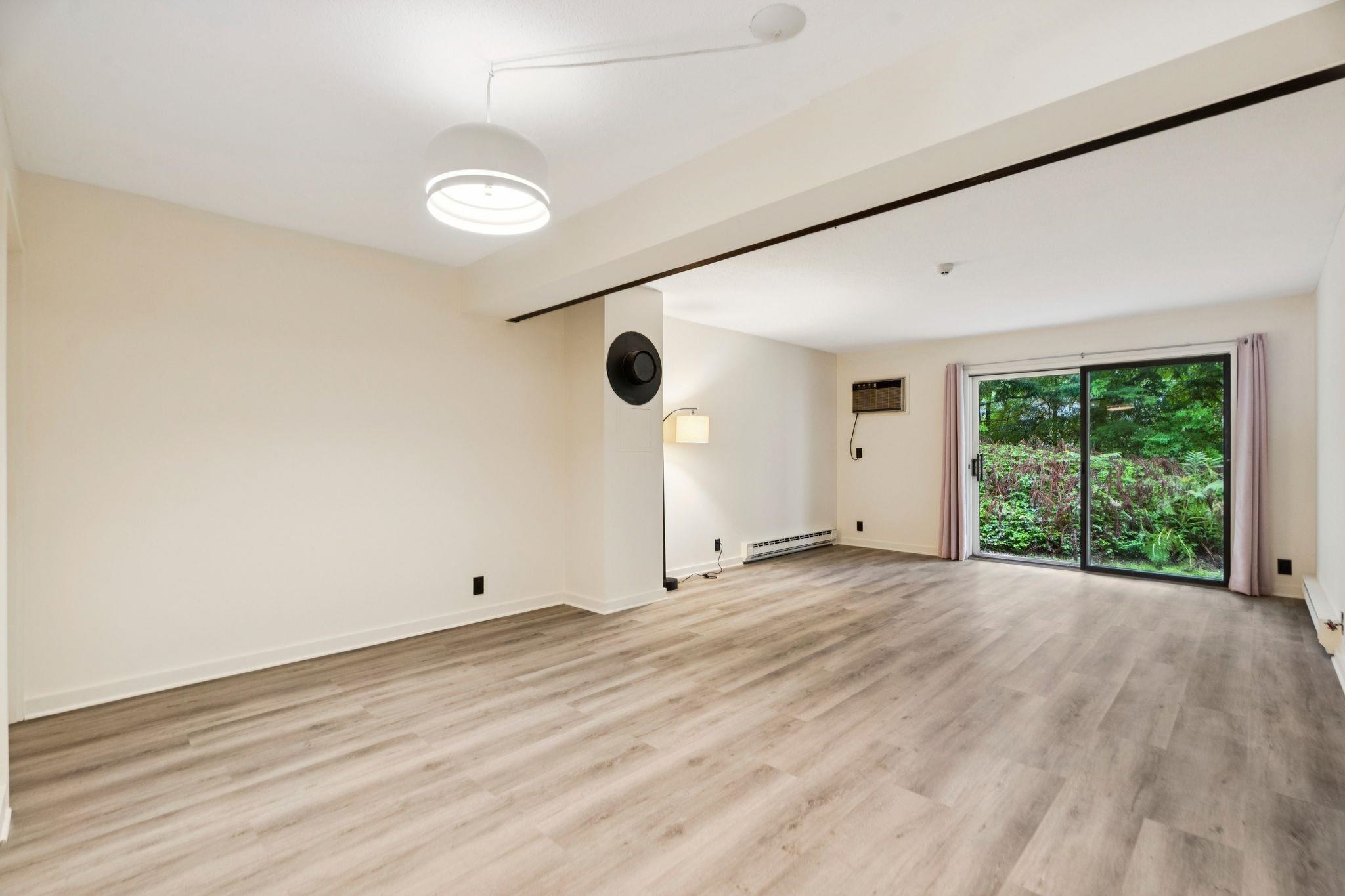 310 Brook Hollow Property Photo 14
