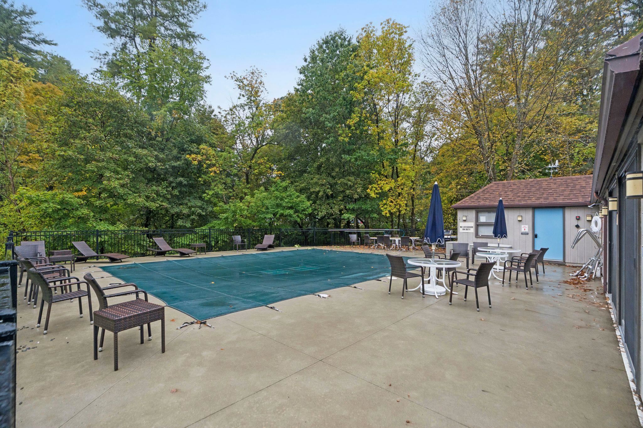 310 Brook Hollow Property Photo 22