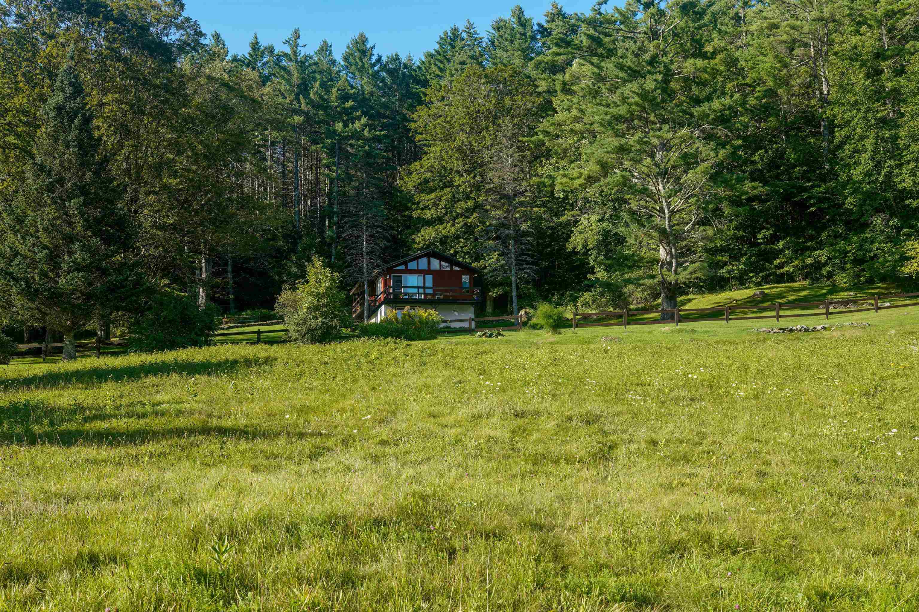 1876 Blackmer Boulevard Property Photo 6
