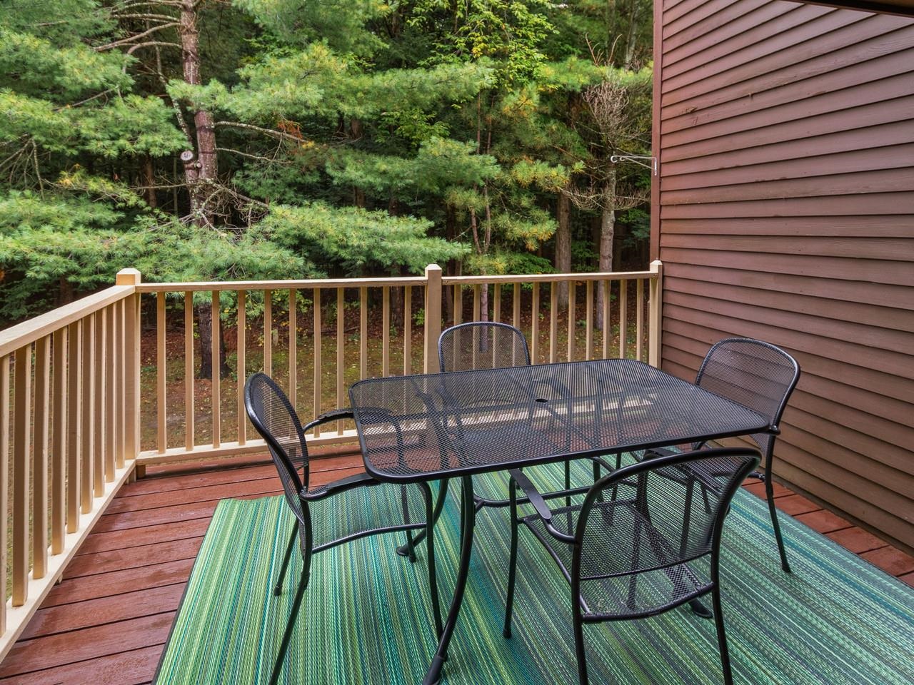 315 Acorn Lane Property Photo 5