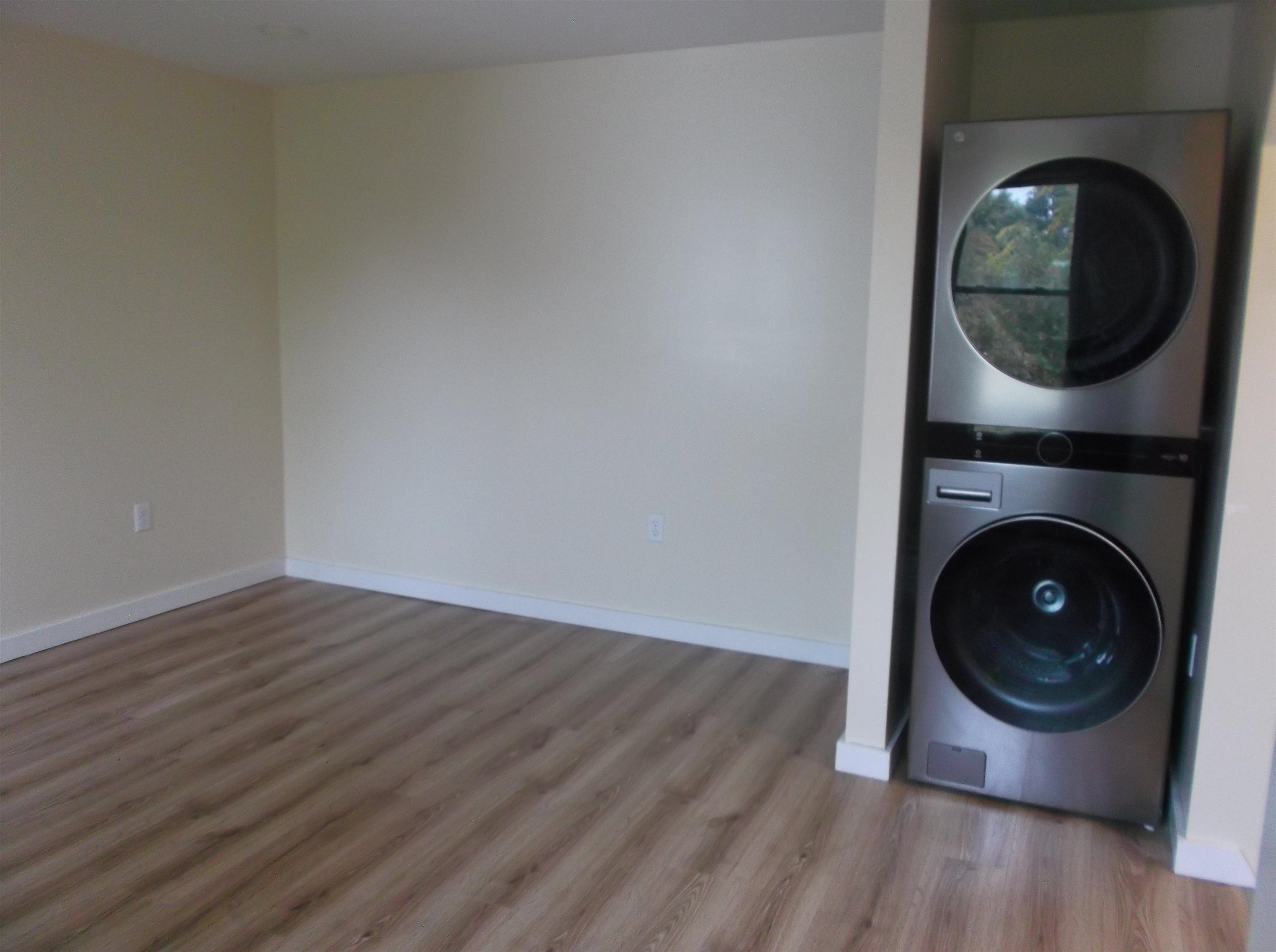 104 Maple Park Property Photo 12