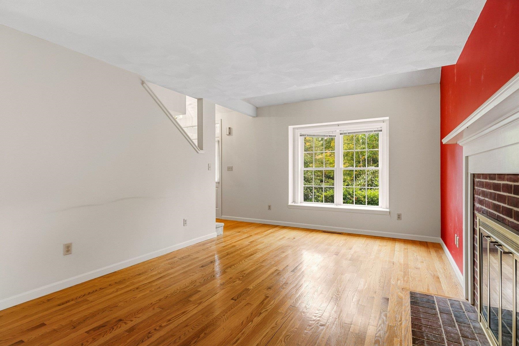 26 Stratham Green Property Photo 3
