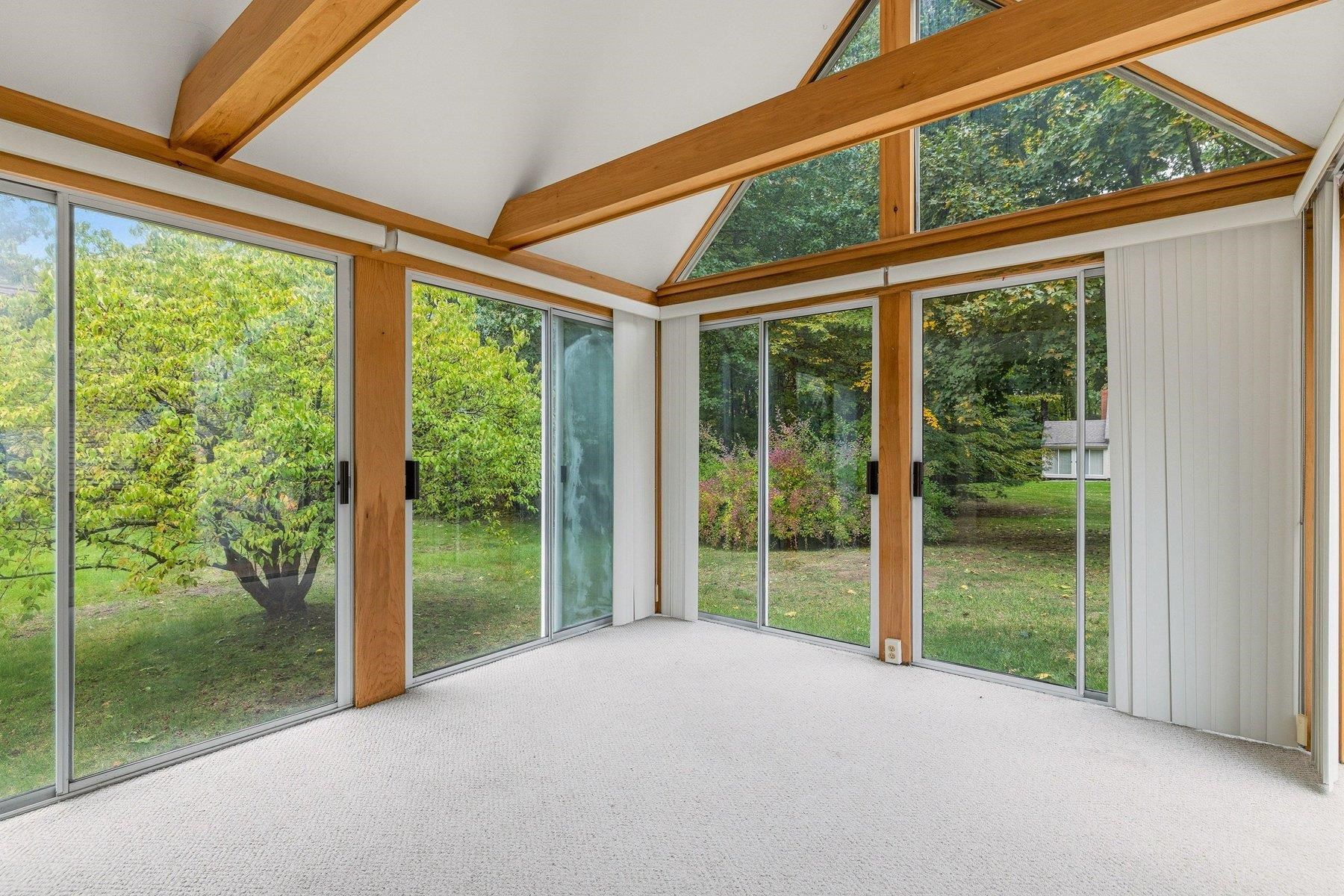 26 Stratham Green Property Photo 23