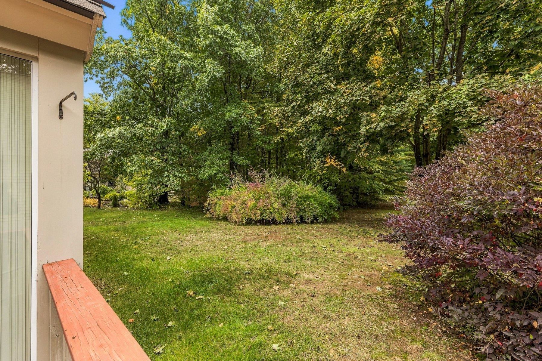 26 Stratham Green Property Photo 39