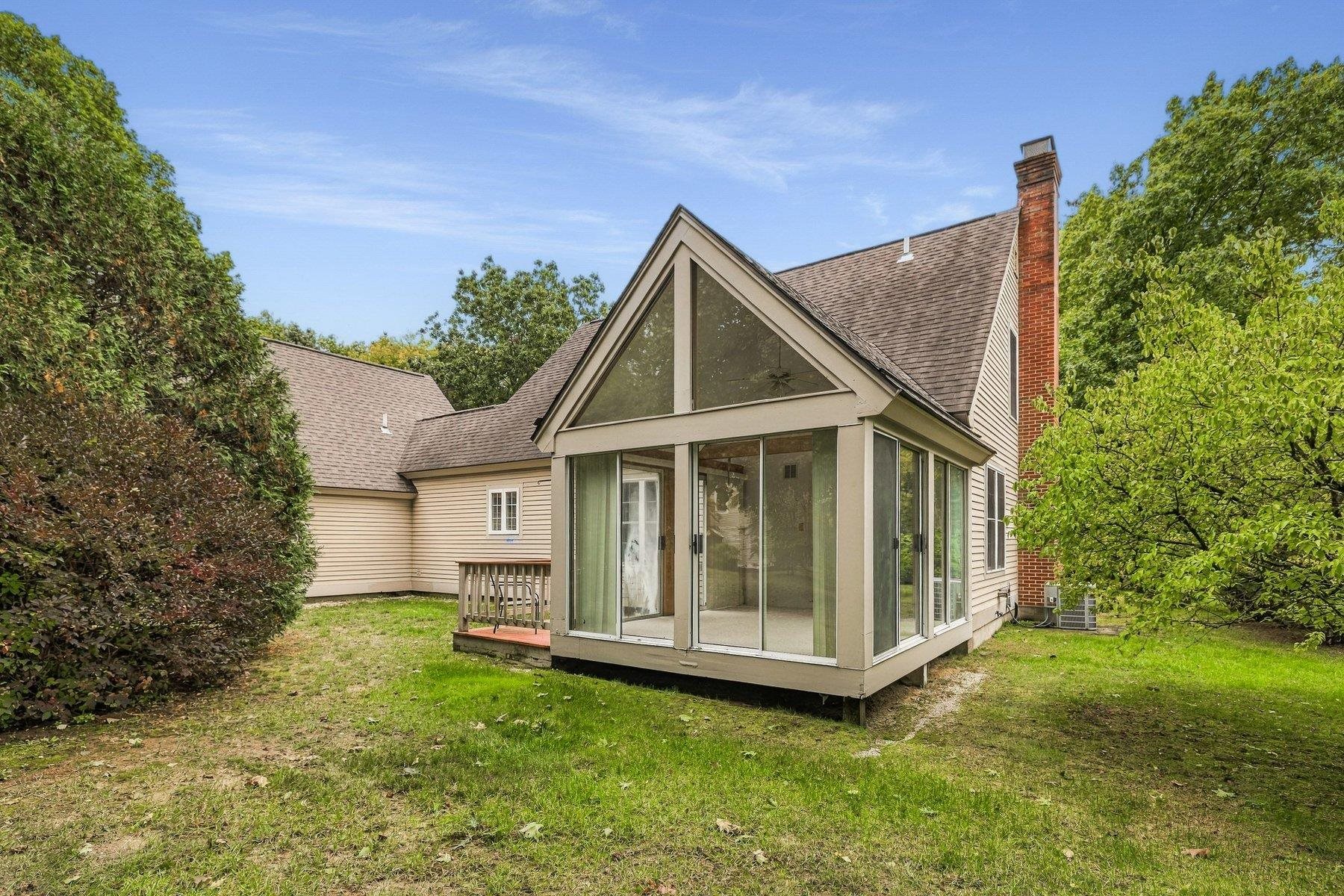 26 Stratham Green Property Photo 41