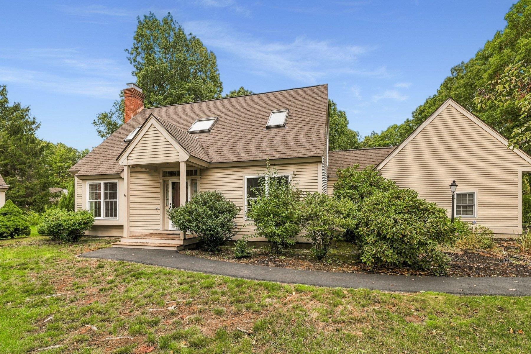 26 Stratham Green Property Photo 42