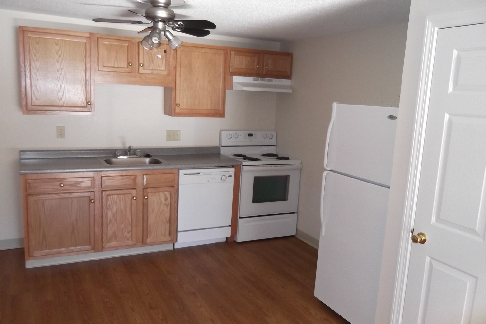 95 Powers Street Property Photo 8