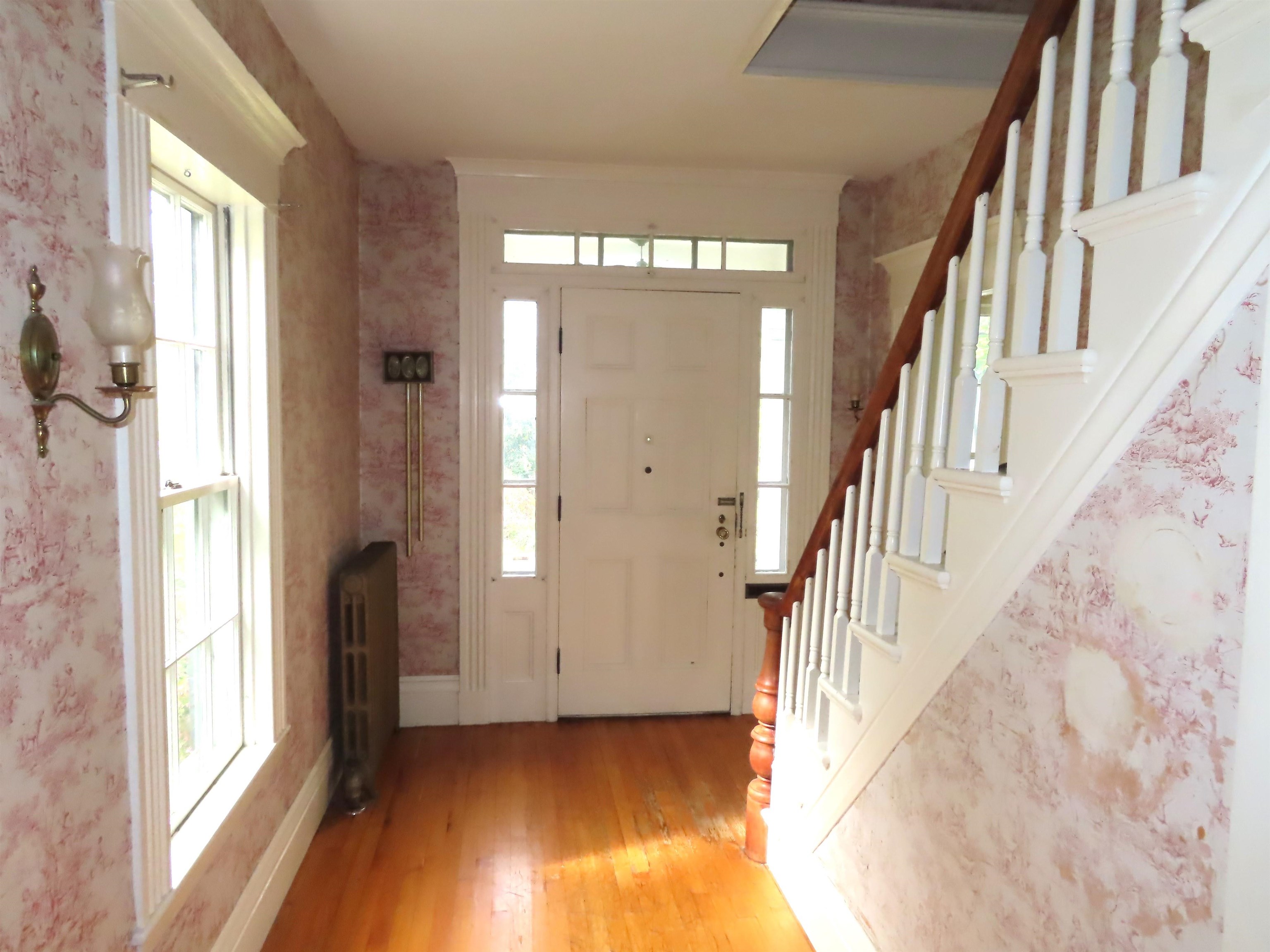 46 South Lincoln Street Property Photo 5