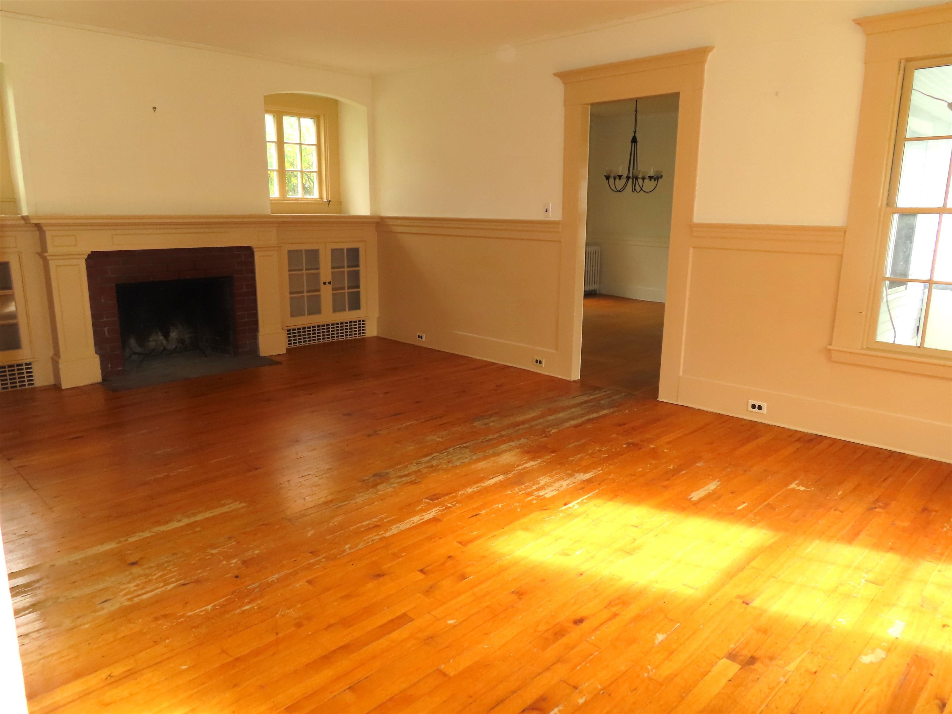 46 South Lincoln Street Property Photo 7