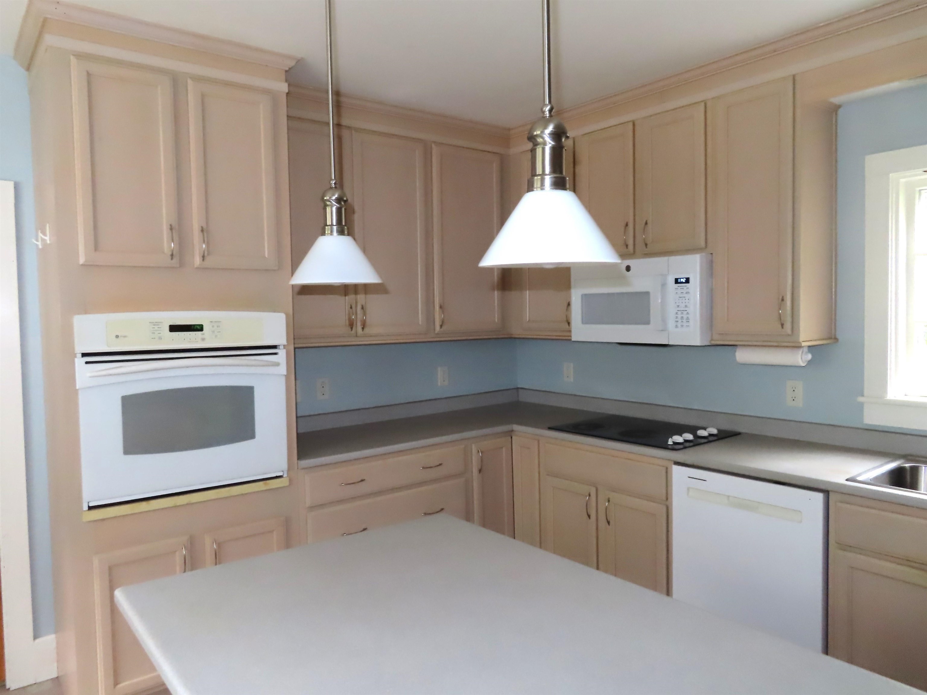46 South Lincoln Street Property Photo 14