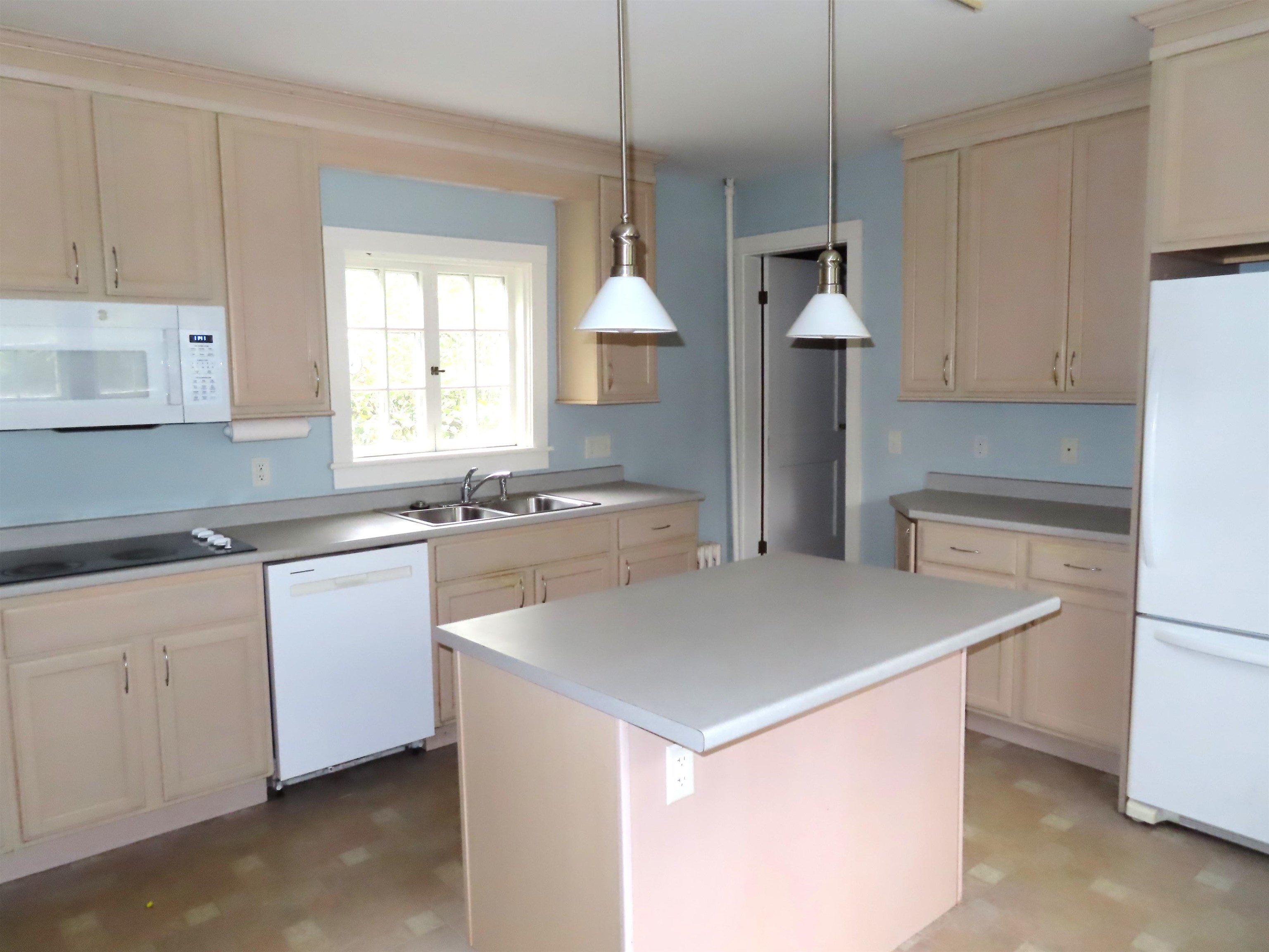 46 South Lincoln Street Property Photo 15
