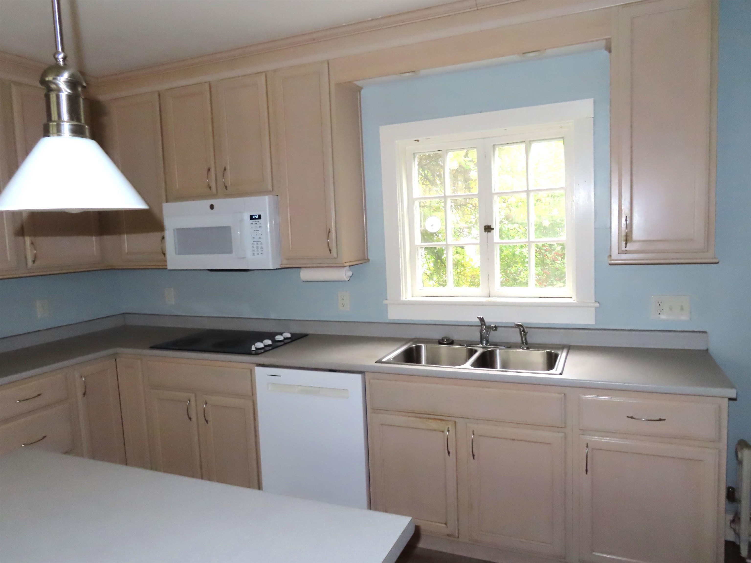 46 South Lincoln Street Property Photo 16